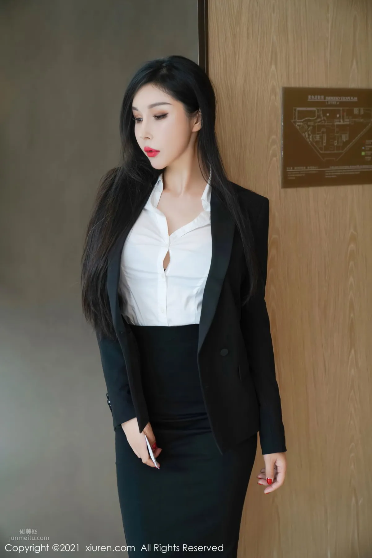 Workplace Manager Tian Bingbing, Exquisite Lingerie Shows Charm photo 10
