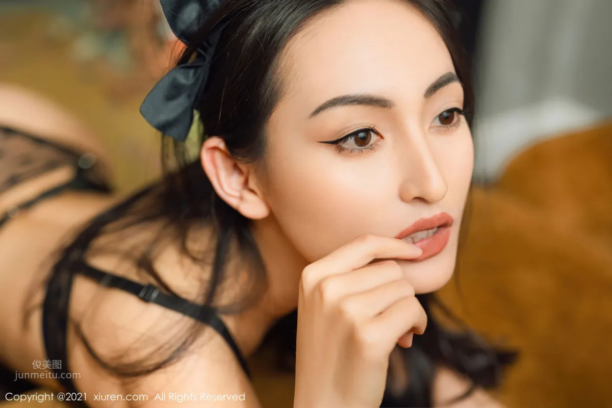 Bony Beauty Cheng Huixian, Little Wildcat Embraces Her photo 26