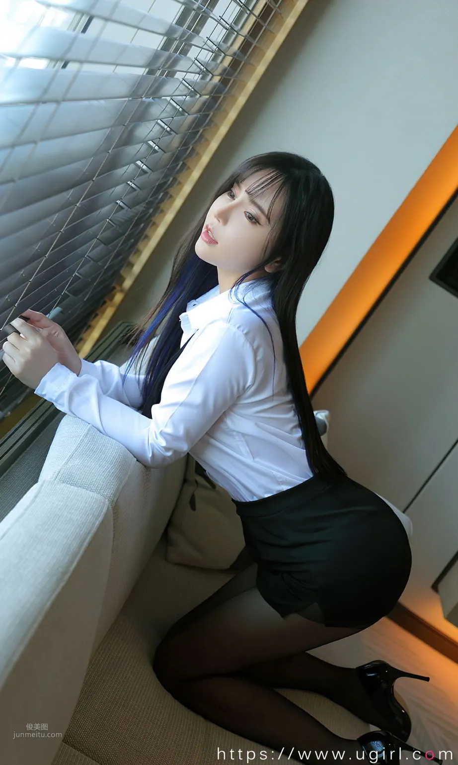Ai Xiaoqing's Dangerous PR, When Love Meets Crisis photo 6