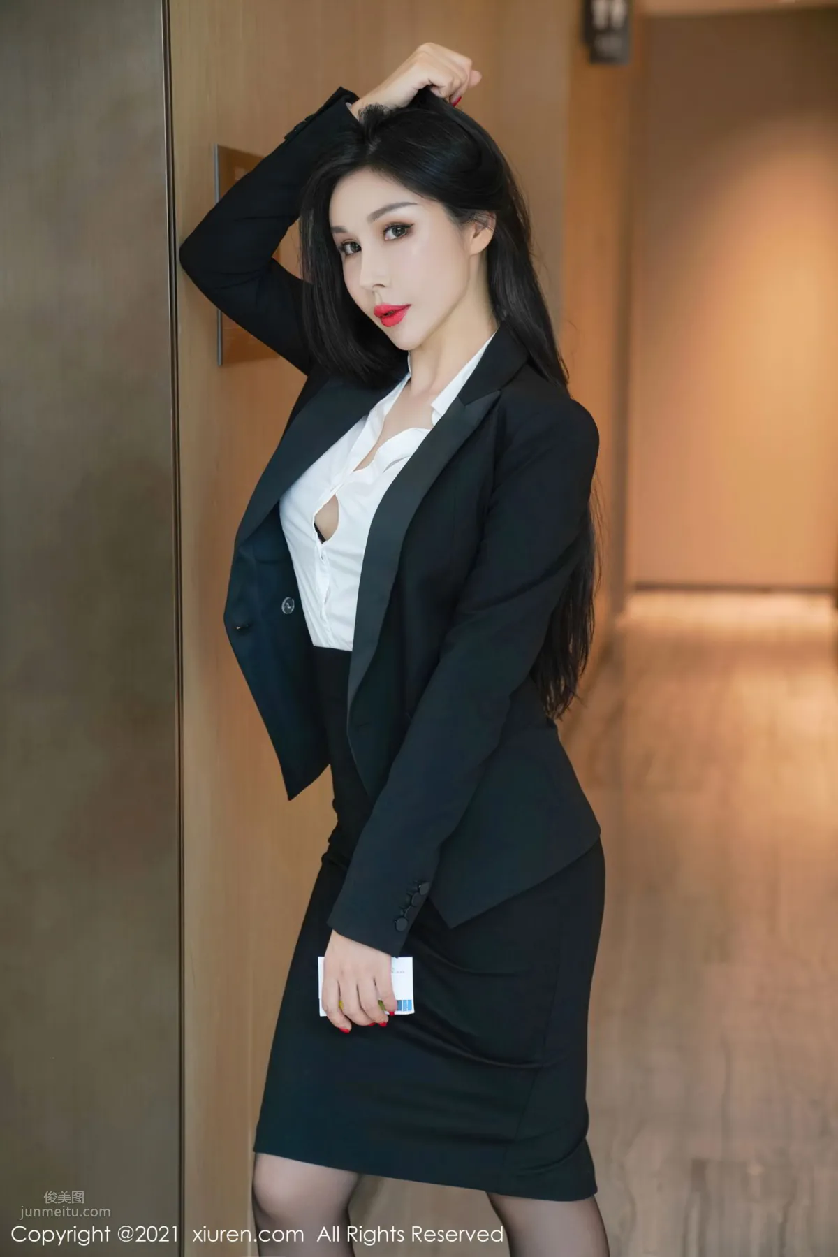 Workplace Manager Tian Bingbing, Exquisite Lingerie Shows Charm photo 12