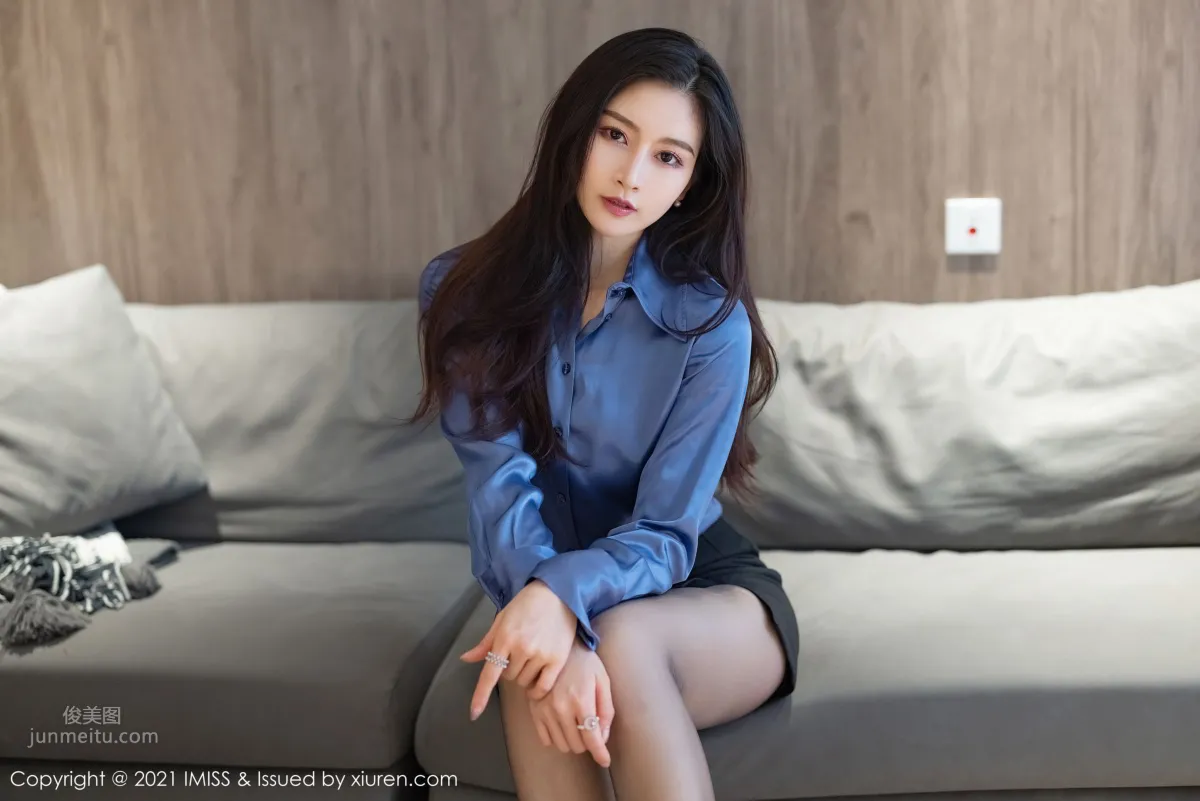 氣質美女Vanessa 華麗典雅的職場OL 13