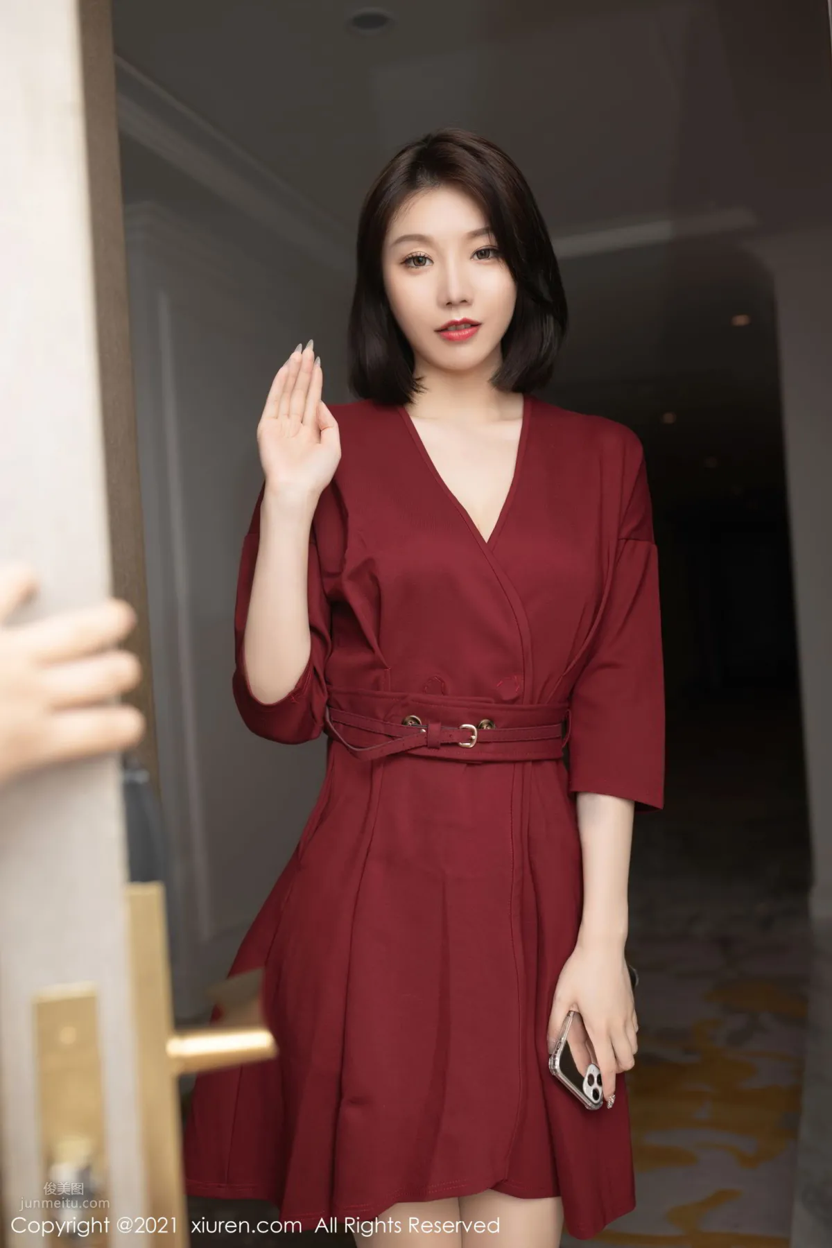 Red Dress Goddess Anran Maleah, the Aura of a Wife Comes Naturally photo 18