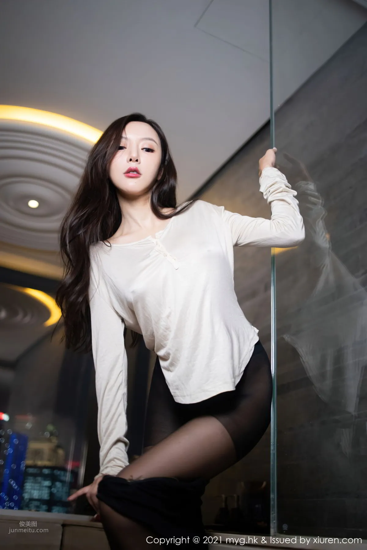 Wet Goddess Yanni Wang, Bathroom Petal Bath Series photo 27