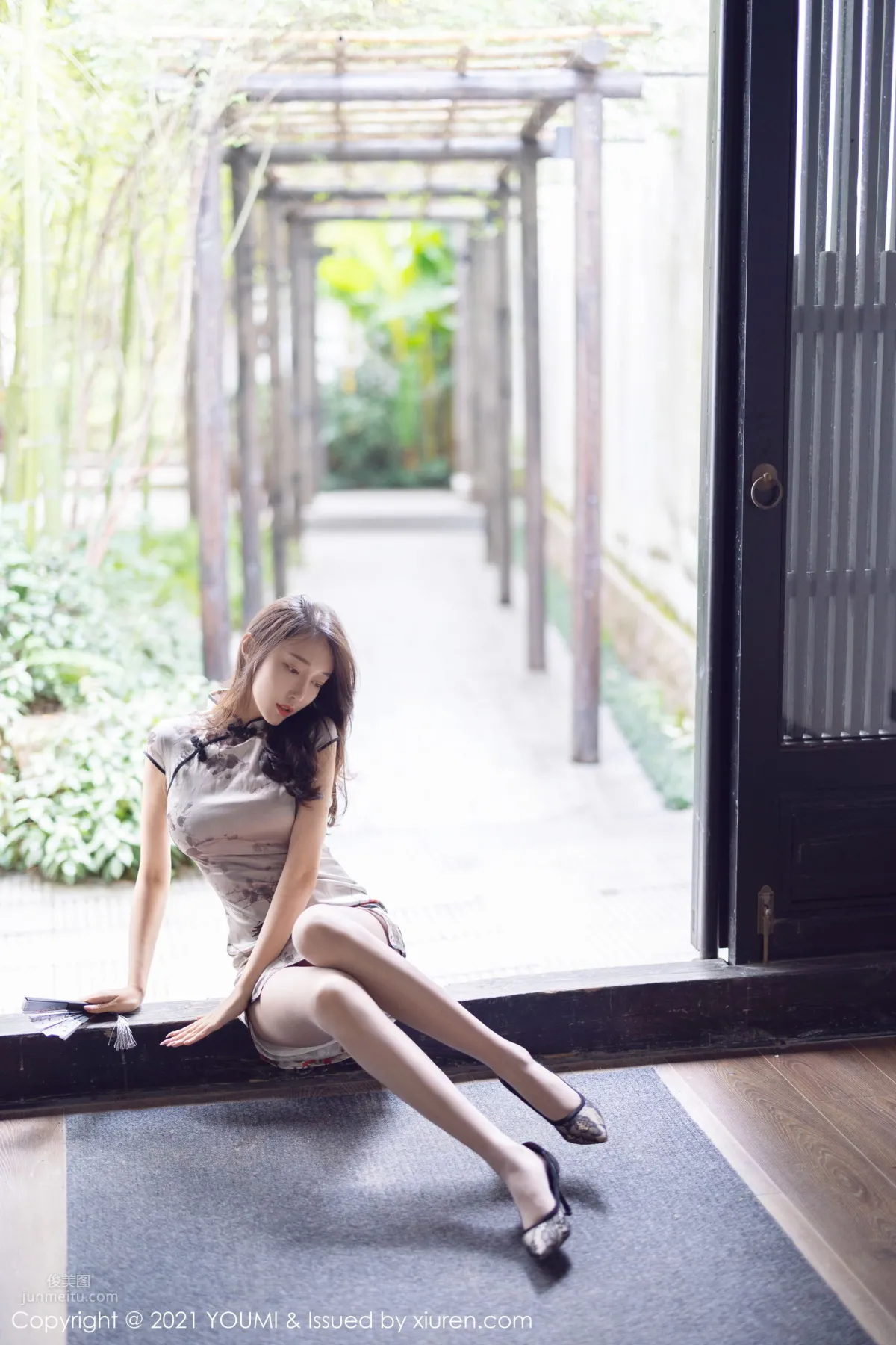 Yue Eryue: YouMi photo 24