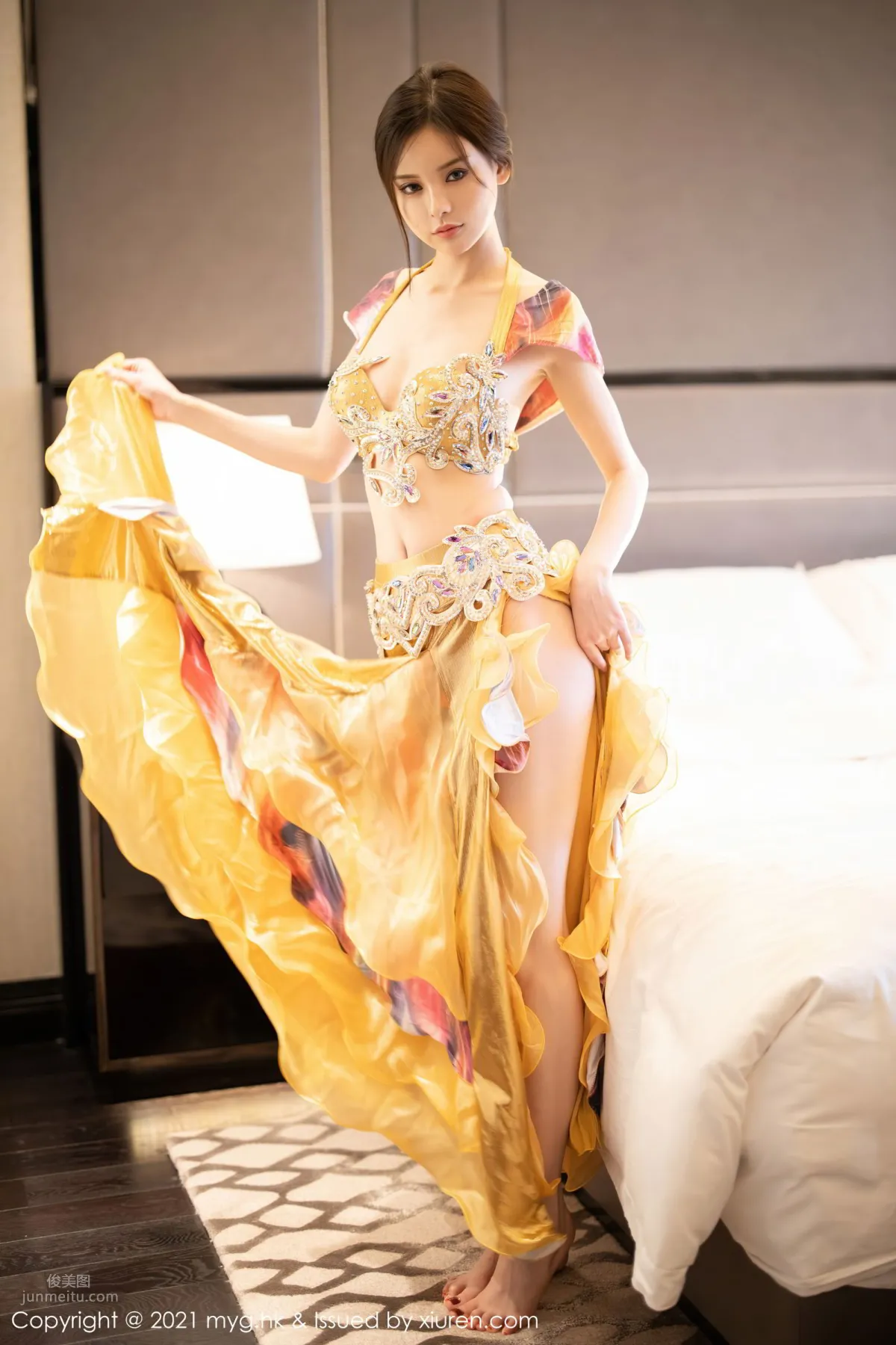 宅男女神小夕juju 泰式服飾美輪美奂 11