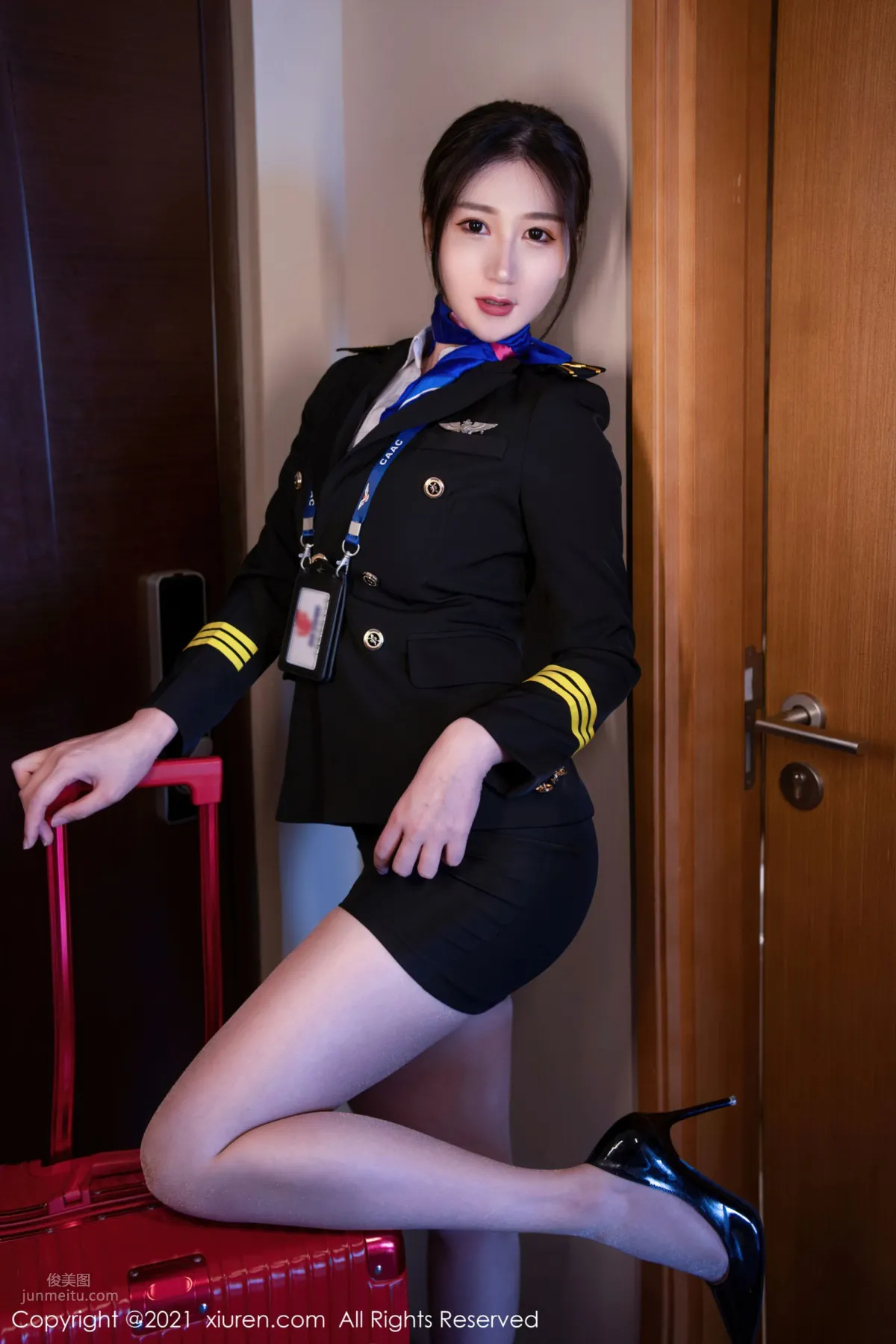 Flight Attendant Girl Gu Qiaonan, Uniform Captain Long Hair Flowing photo 11