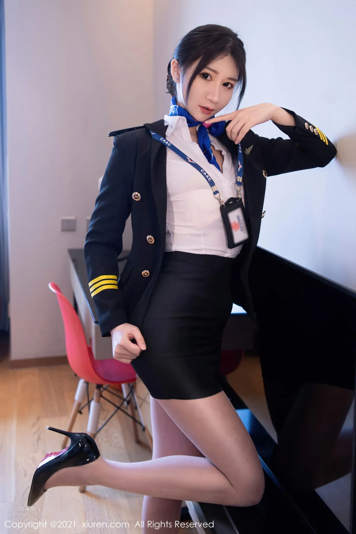 Flight Attendant Girl Gu Qiaonan, Uniform Captain Long Hair Flowing photo 15