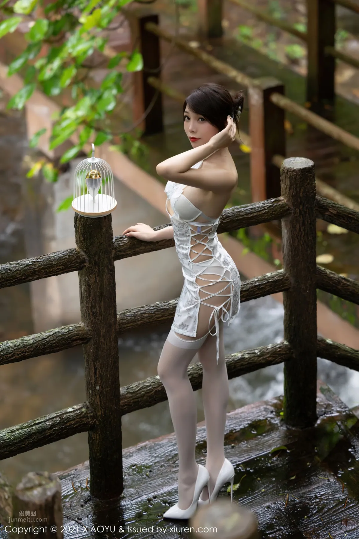 Zhizhi Booty, Mountains and Forest, Classical Elegant Romantic Qipao photo 15