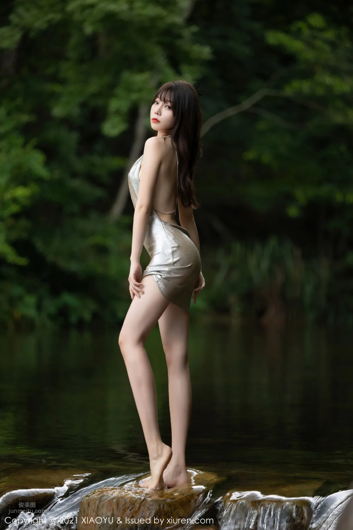 Zhizhi Booty, Mountains and Forest, Classical Elegant Romantic Qipao photo 12