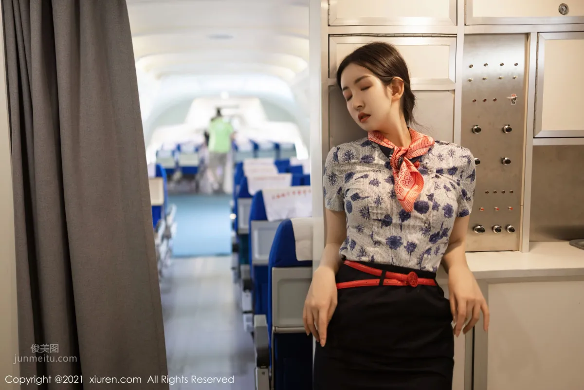 Flight Attendant Goddess Shen Mengyao, Real Airport Cabin Scene photo 34