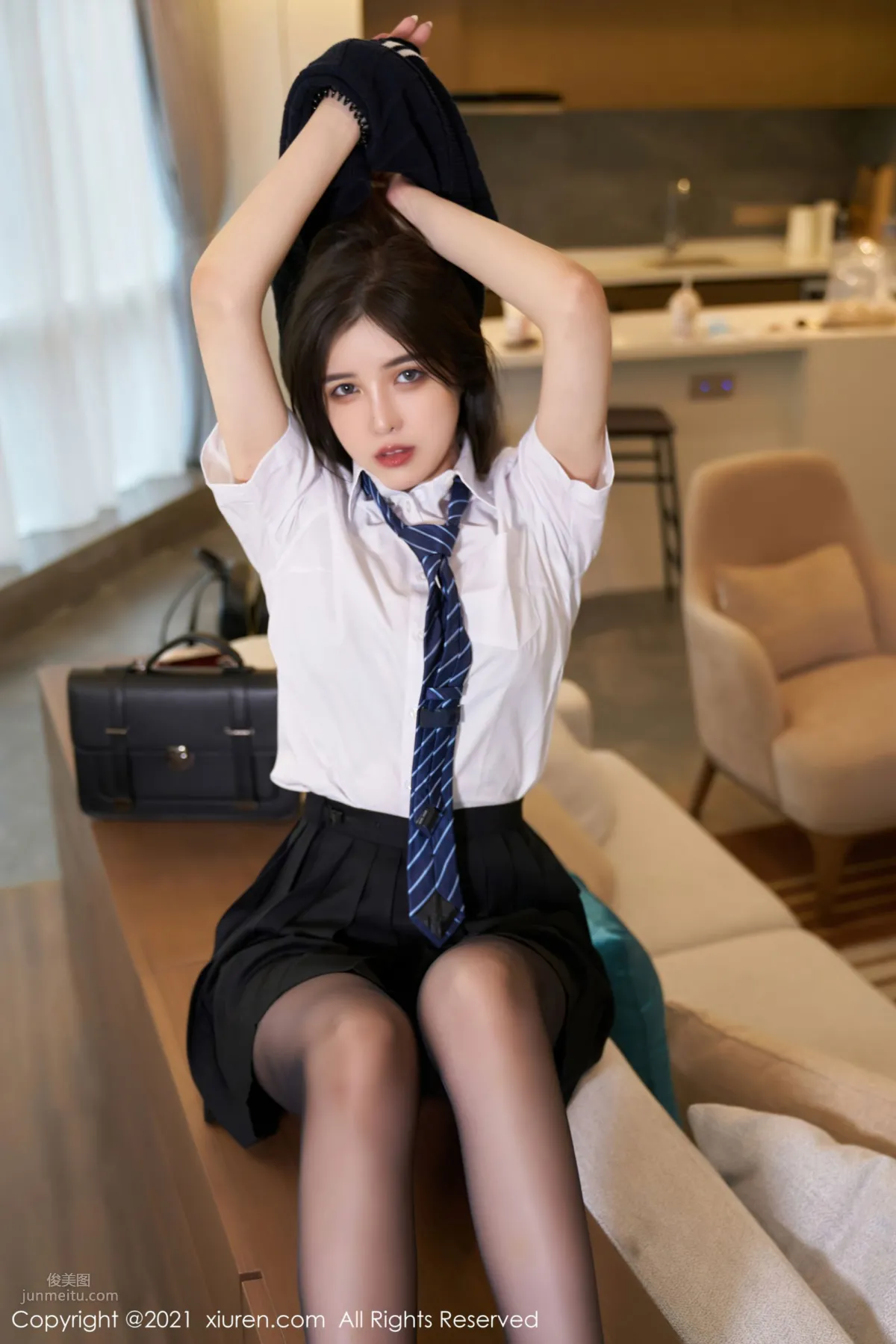 Curvy Older Sister Han Jingan, Pure Style School Uniform photo 29