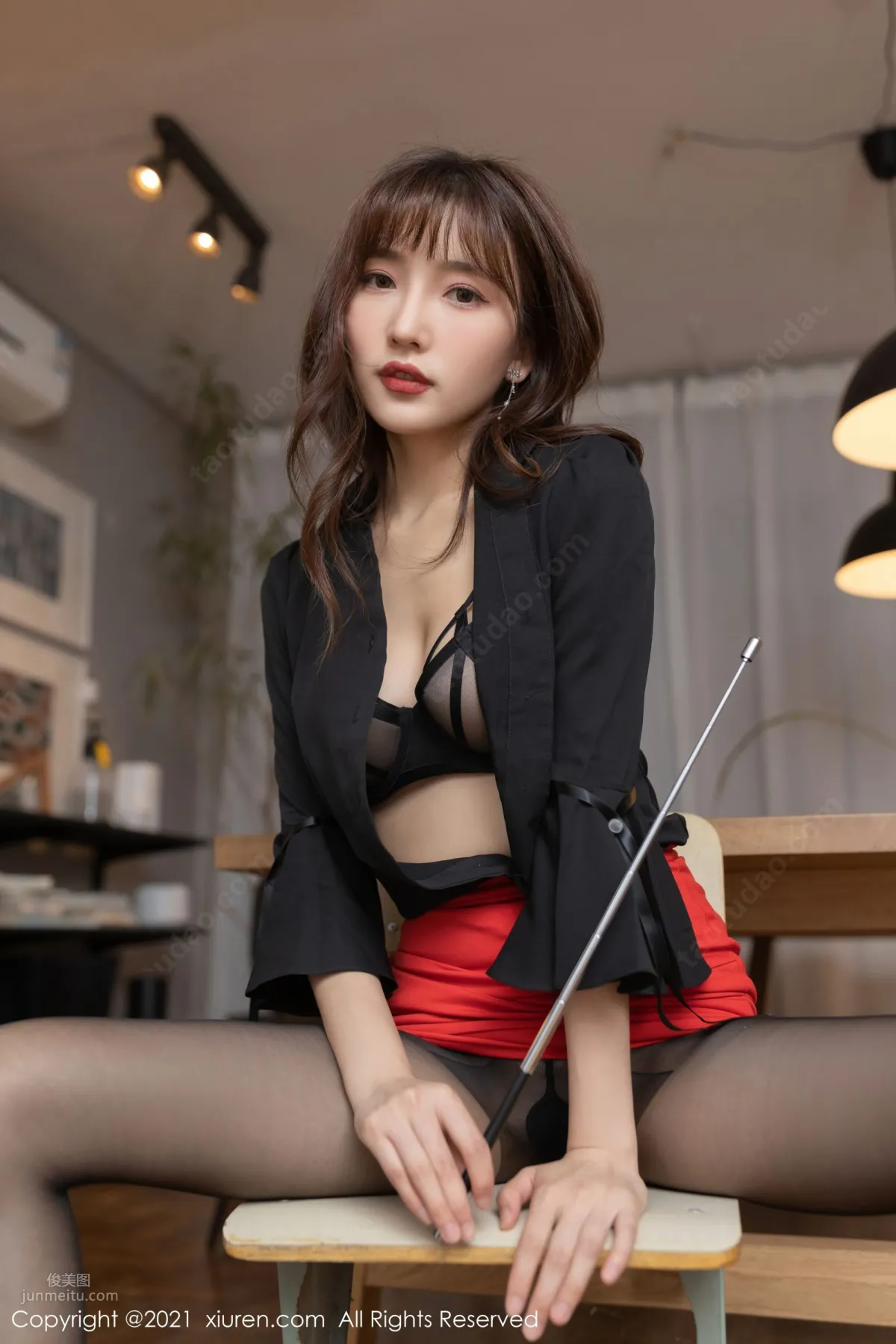 Tutor Lu Xuanxuan, Looks Strict But What Is She Really Like photo 42