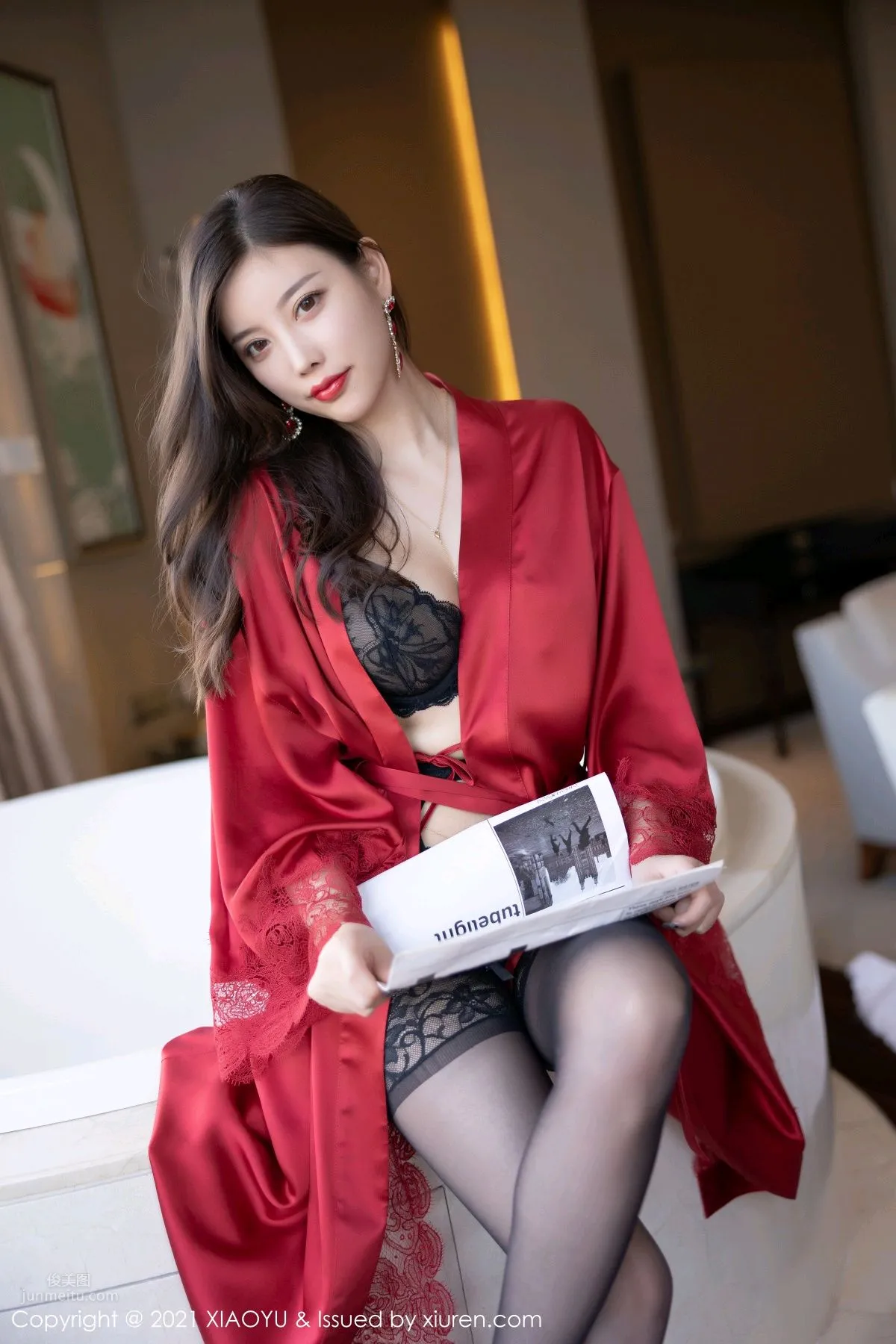 全民女神楊晨晨 豔麗猩紅的吊裙 52