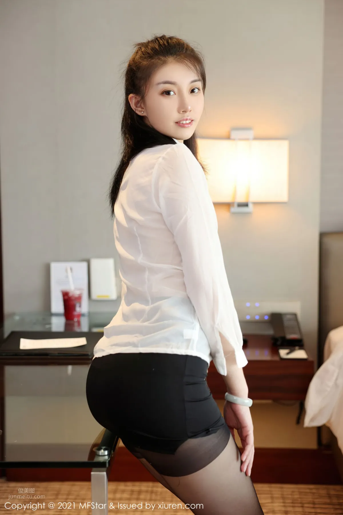New Model Yike Tiandan Huang a, Delicate Features and Fresh and Lovely photo 29