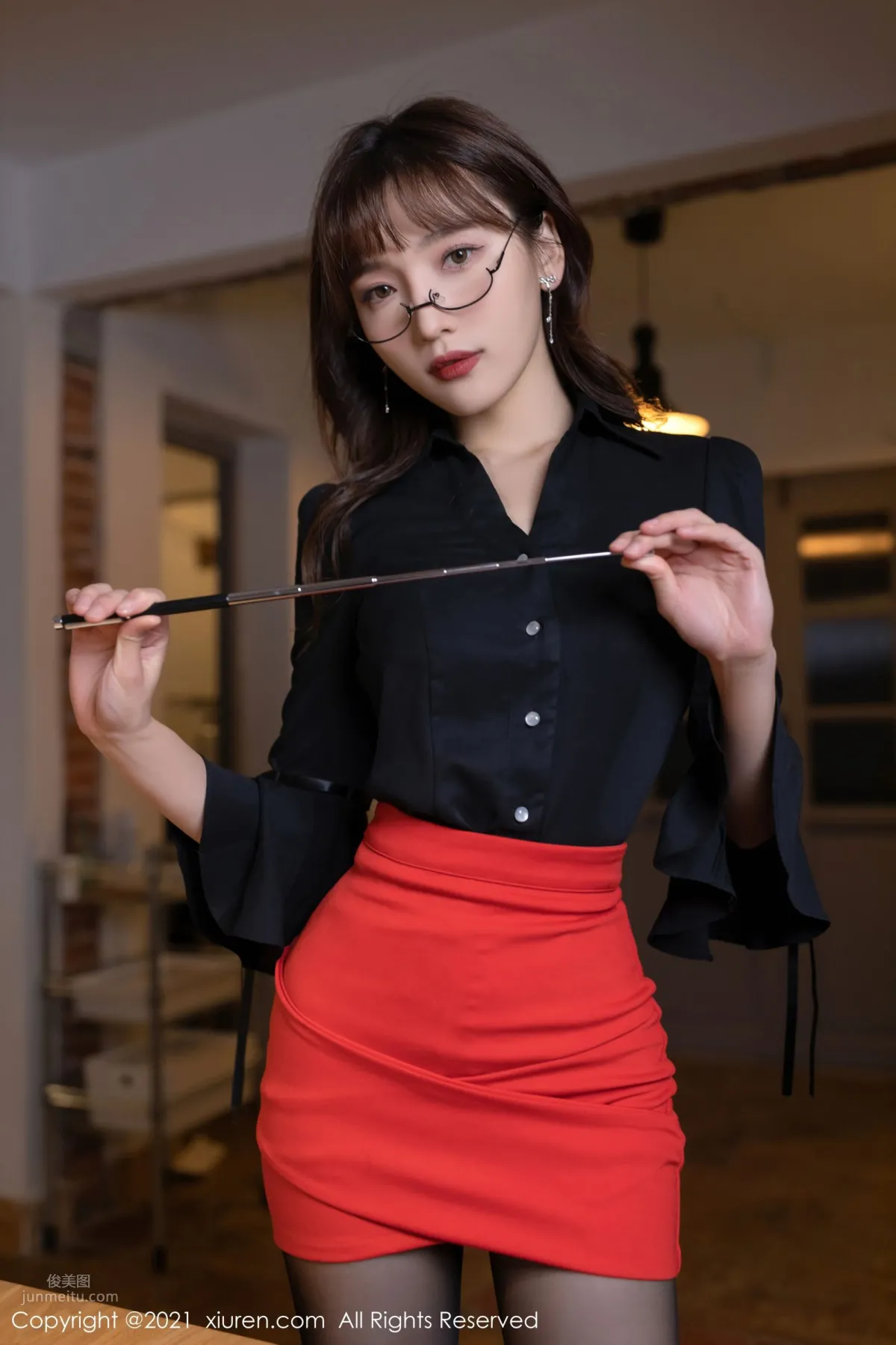 Tutor Lu Xuanxuan, Looks Strict But What Is She Really Like photo 4