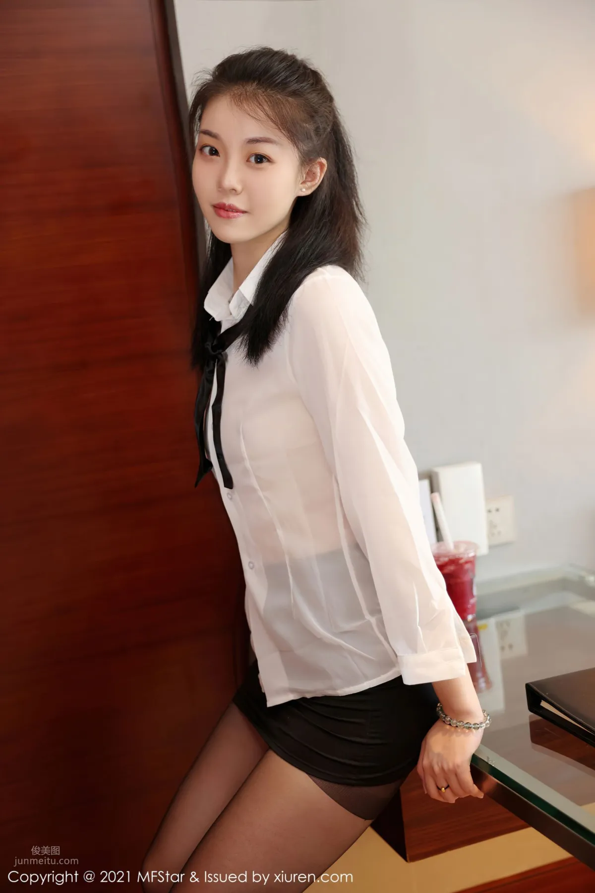 New Model Yike Tiandan Huang a, Delicate Features and Fresh and Lovely photo 19