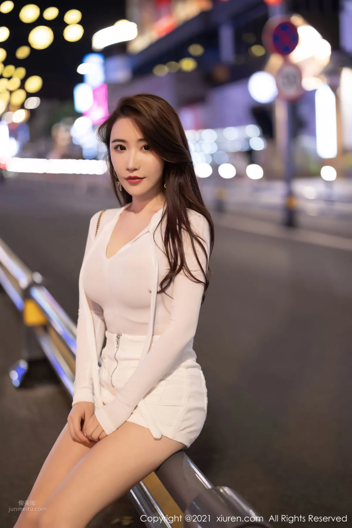 Otaku Goddess Fei Yueying, Tight Clothing and Suspenders photo 14