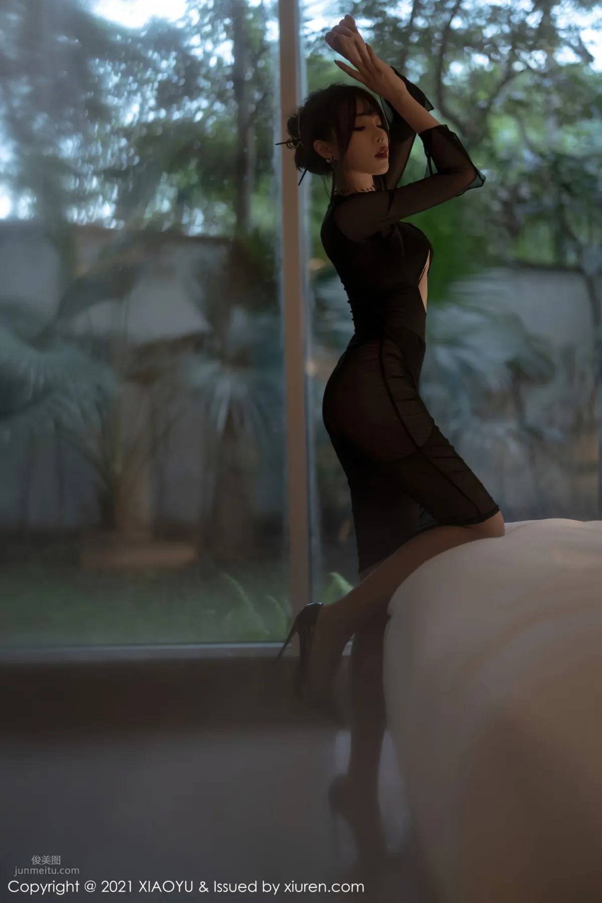 Hazy Goddess Zhizhi Booty, Her Aura Captivates Heart and Soul photo 18