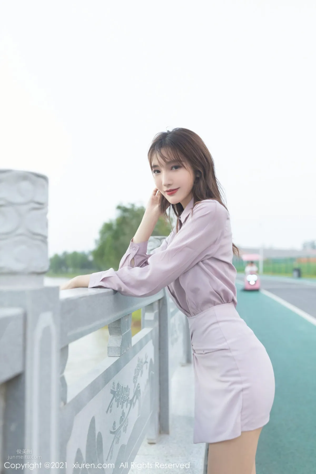 Lu Xuanxuan's Unique Vision Girlfriend Coming Home from Work Theme photo 4