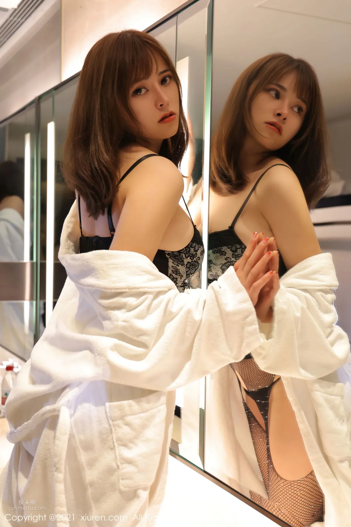 欧派模特奈沐子 魅惑动人的束腰_10