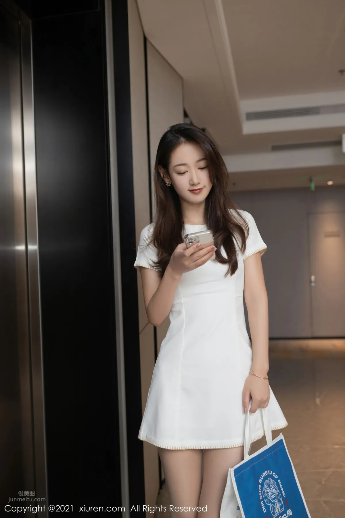 Tang Anqi's Campus Days, Staying at Senior's Home Theme photo 1