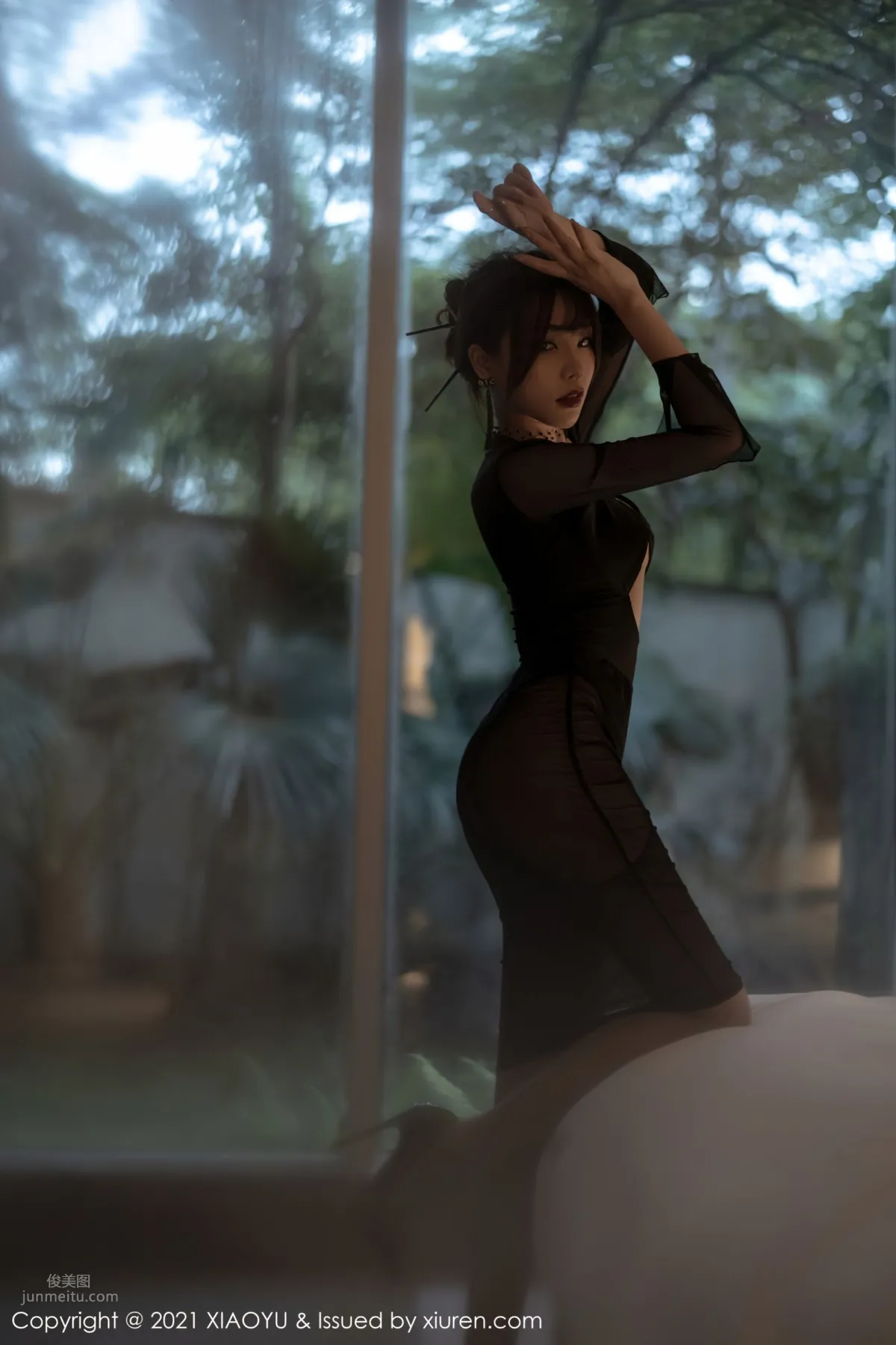 Hazy Goddess Zhizhi Booty, Her Aura Captivates Heart and Soul photo 19