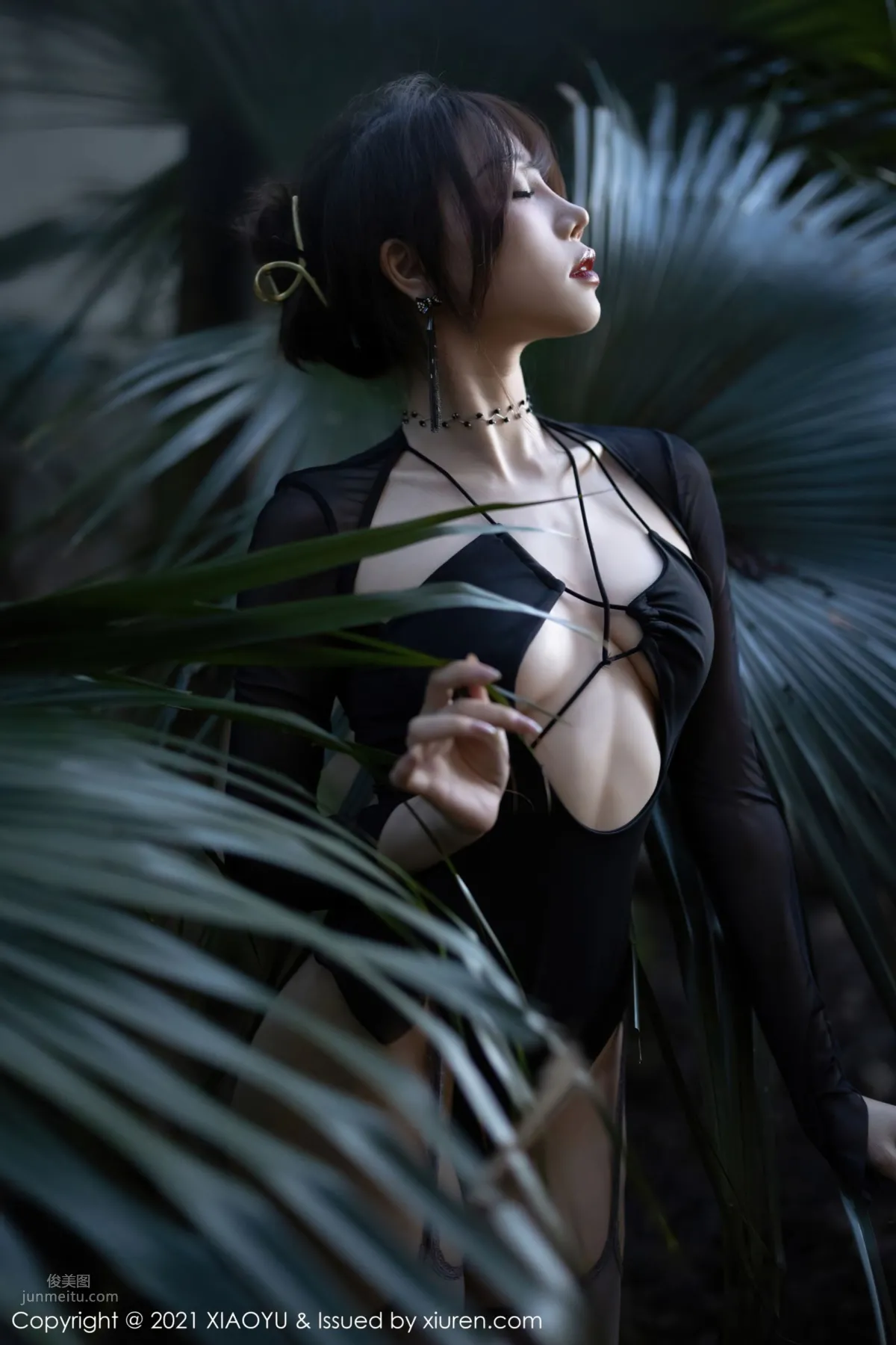 Hazy Goddess Zhizhi Booty, Her Aura Captivates Heart and Soul photo 58