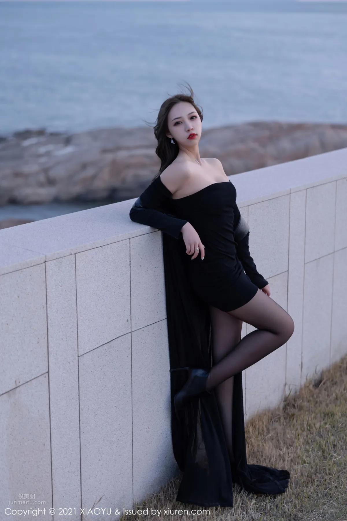 冷豔女神鄭穎姗 魅惑的黑色服飾 5