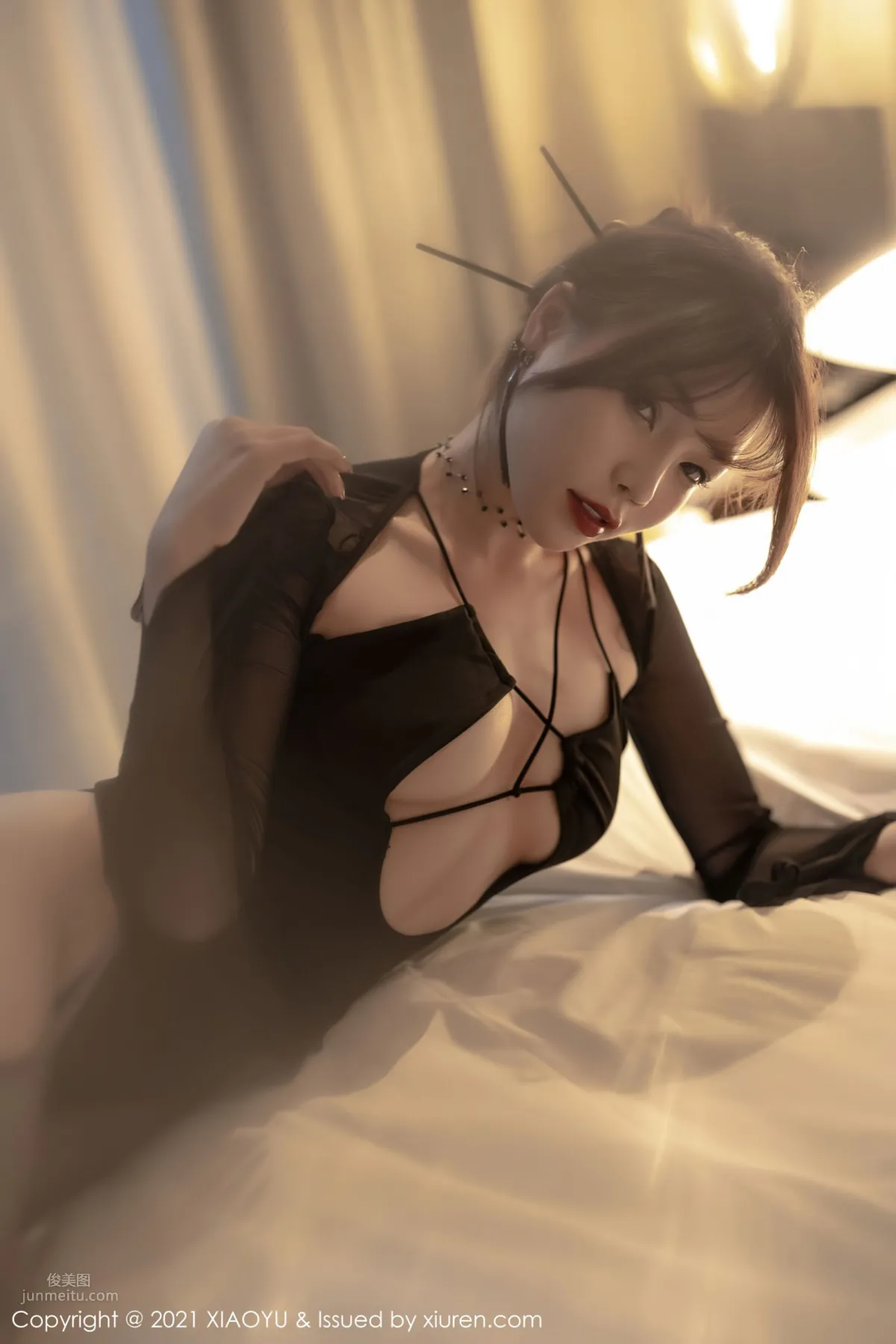 Hazy Goddess Zhizhi Booty, Her Aura Captivates Heart and Soul photo 41