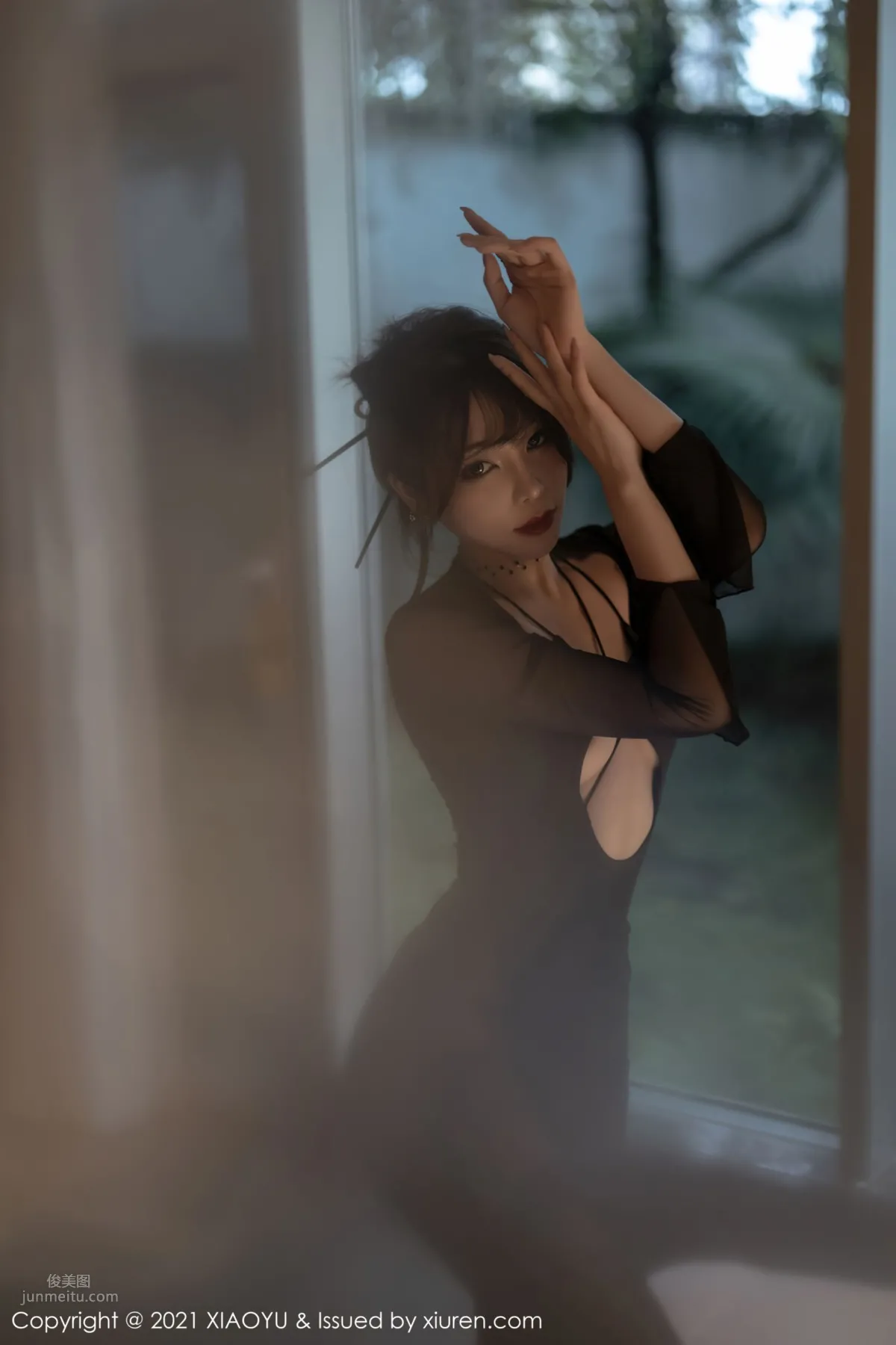 Hazy Goddess Zhizhi Booty, Her Aura Captivates Heart and Soul photo 21