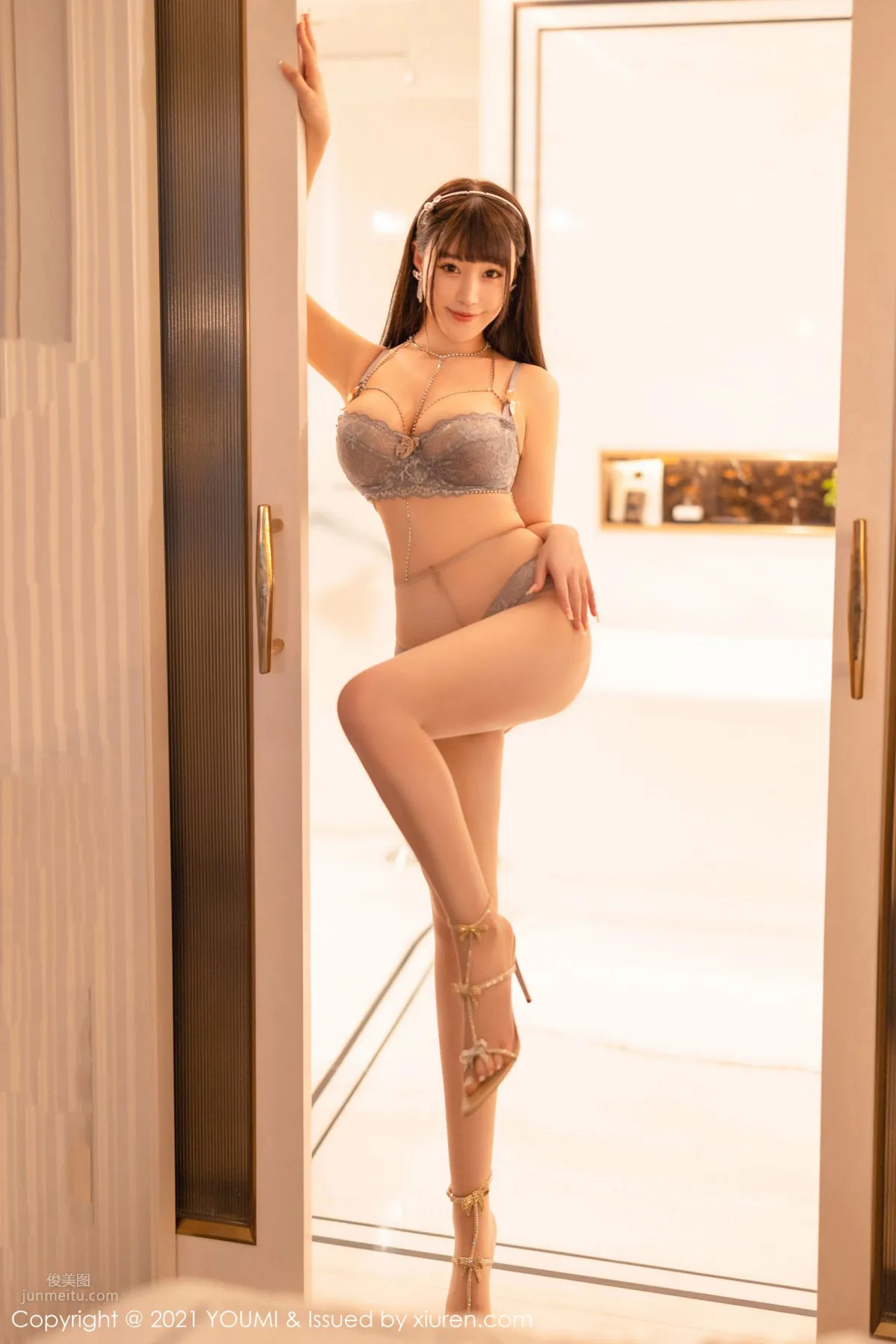 Your Girlfriend Barbie Ke'er, Carefully Preparing a Gift for Her photo 21