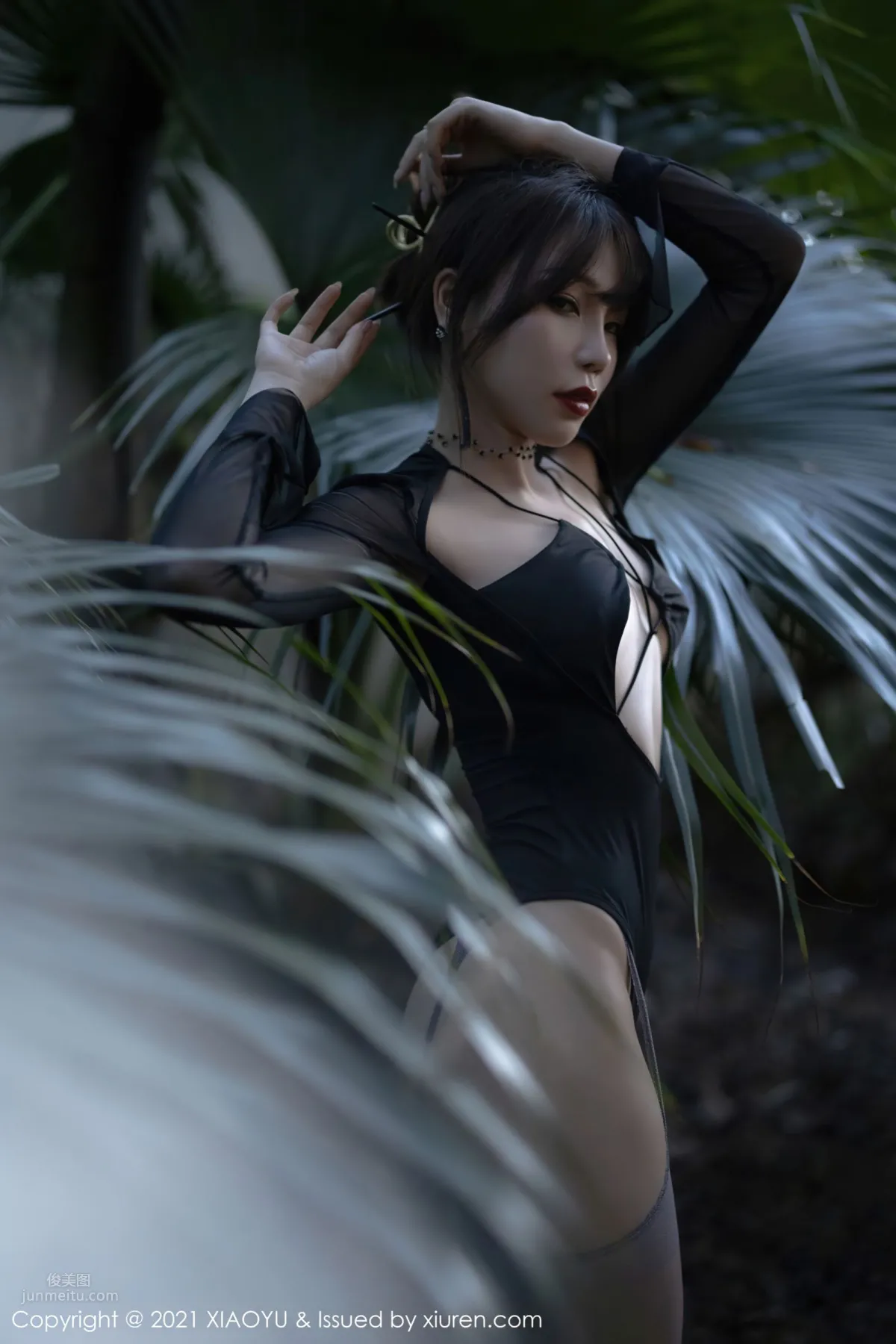 Hazy Goddess Zhizhi Booty, Her Aura Captivates Heart and Soul photo 60