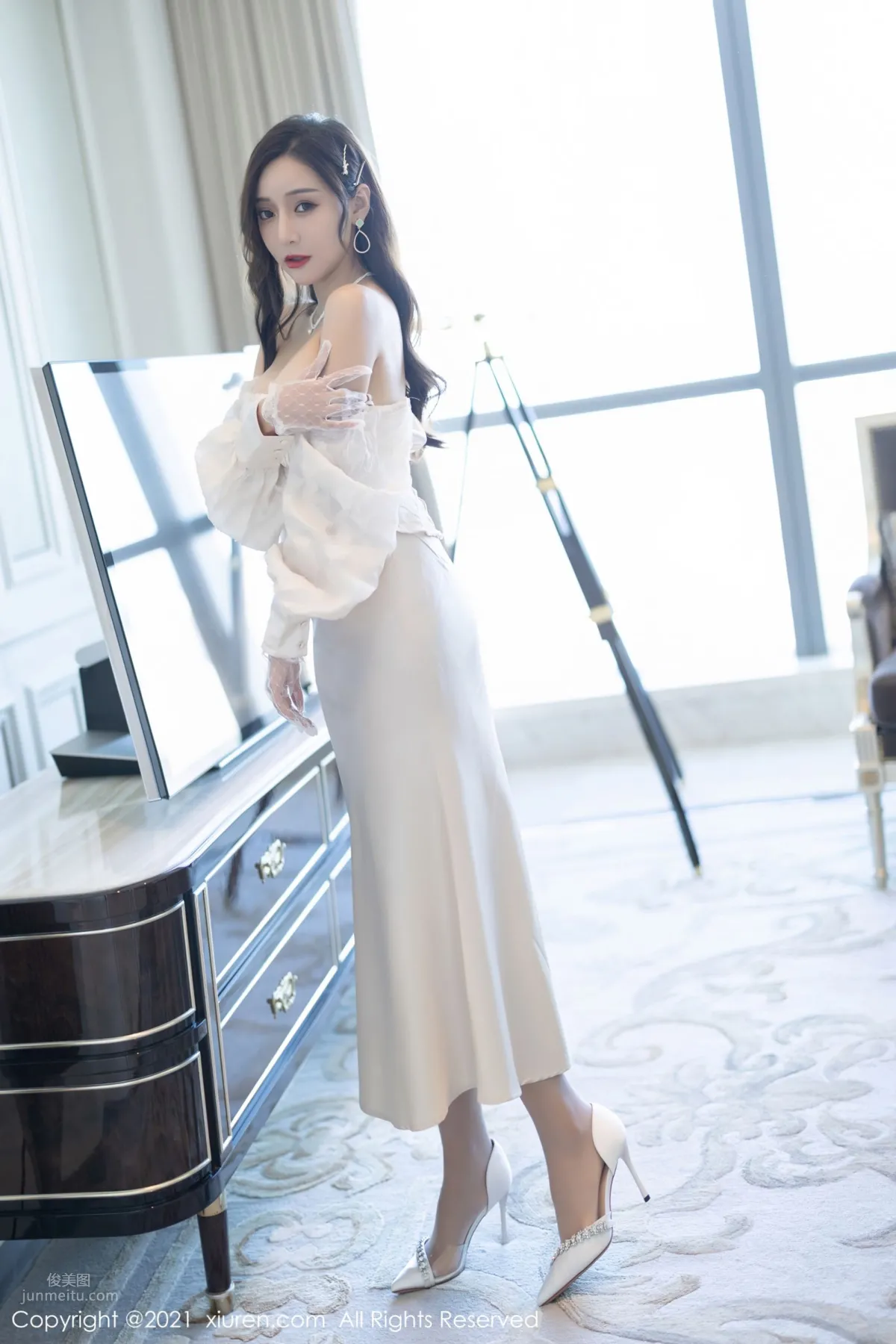 [XiuRen] 2021.10.28 No.4136 Yanni Wang photo 4