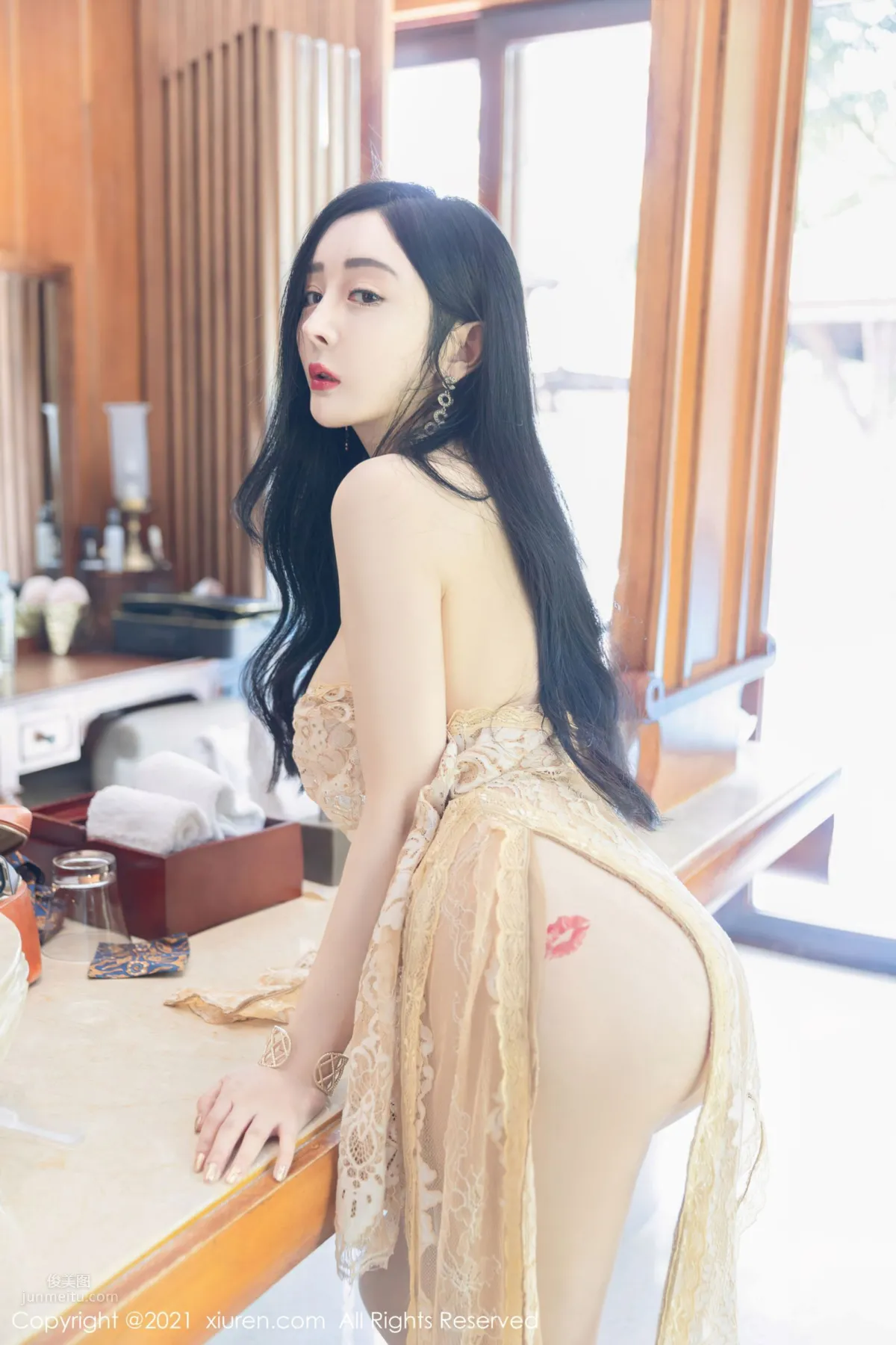 [XiuRen] 2021.10.09 No.4040 允薾 41