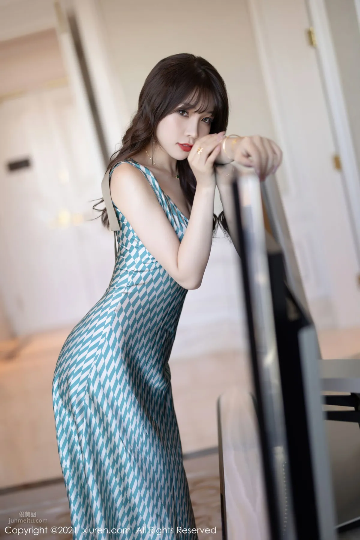 [XiuRen] 2021.10.14 No.4069 Zhizhi Booty photo 18