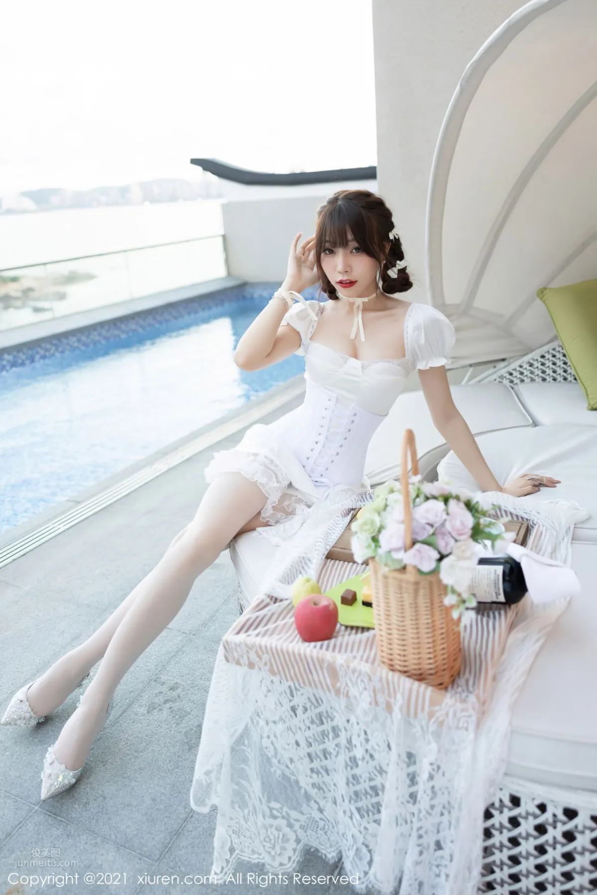 [XiuRen] 2021.09.26 No.3998 芝芝Booty 1