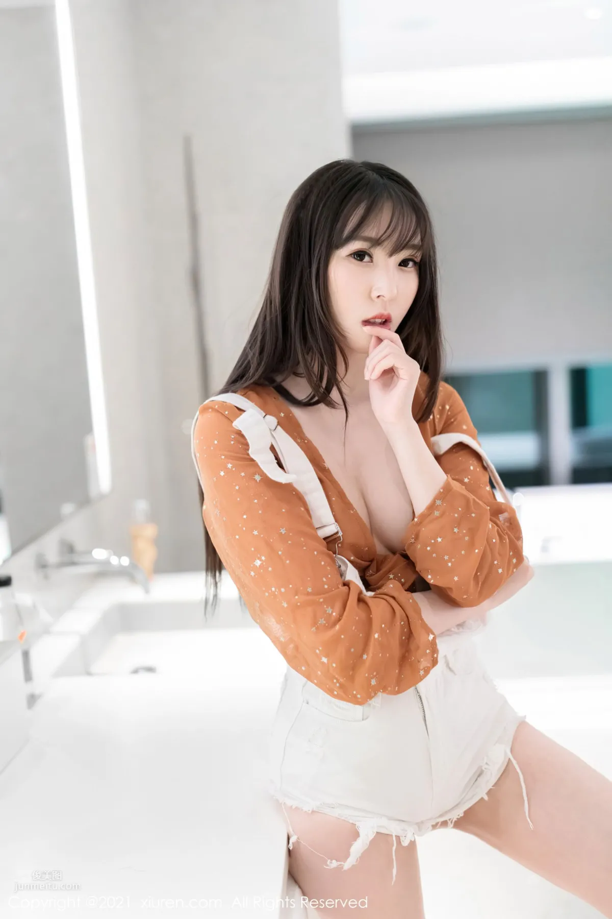 [XiuRen] 2021.09.29 No.4015 小波多 16