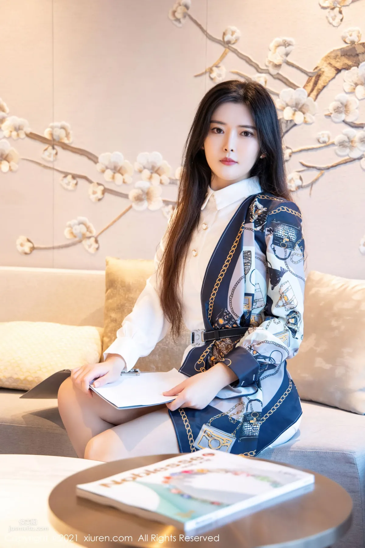 Chuchu Dongren Bailu Xiaozhu, Graceful and Charming Figure photo 10
