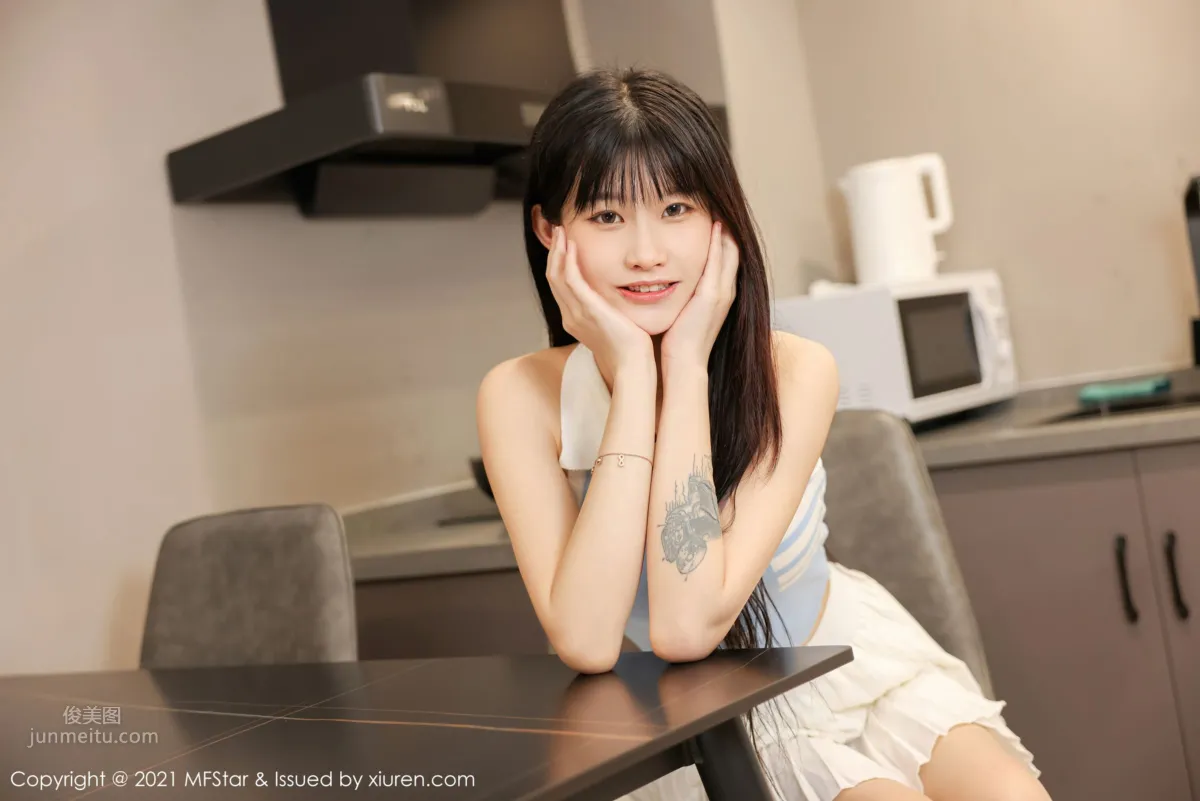 77qiqi: MFStar photo 12