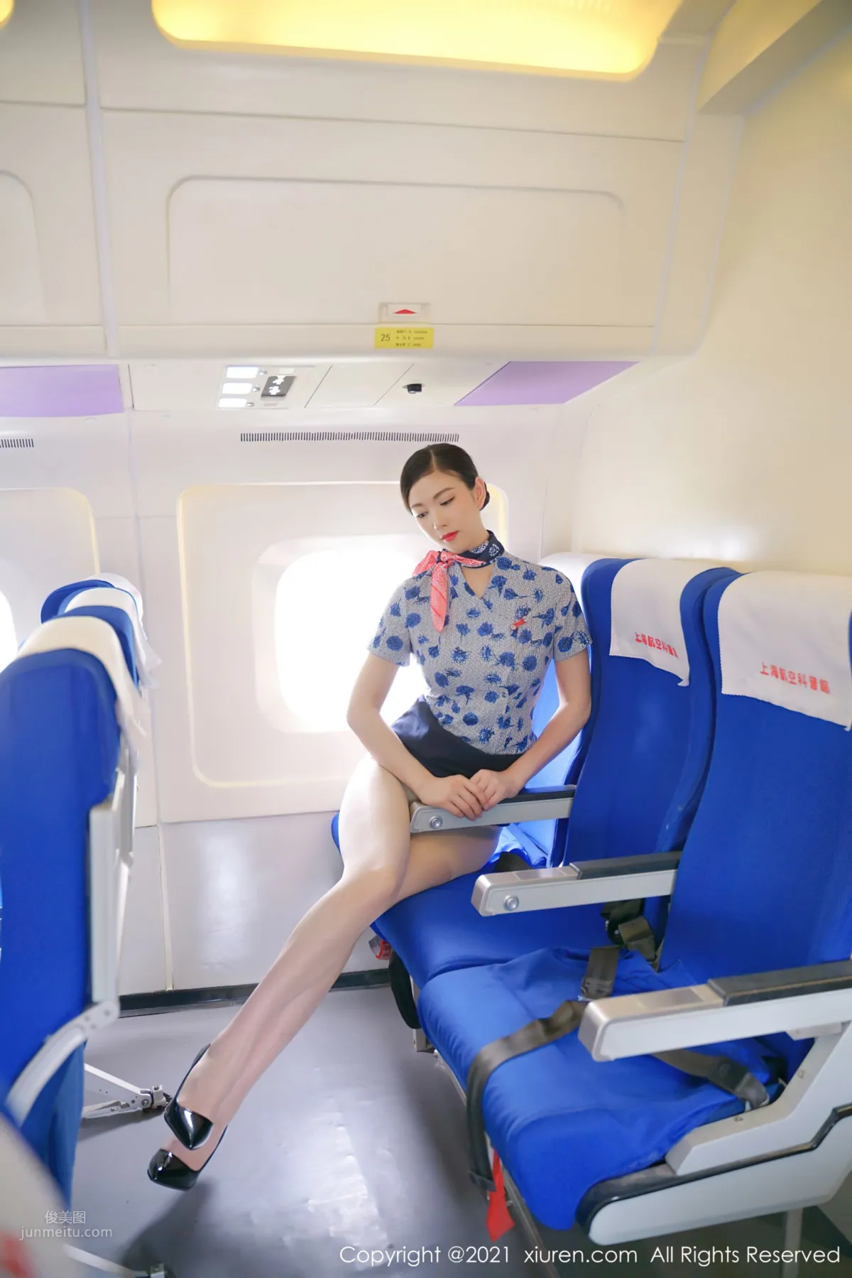 長腿空姐李雅柔 高挑迷人身姿盡顯 17