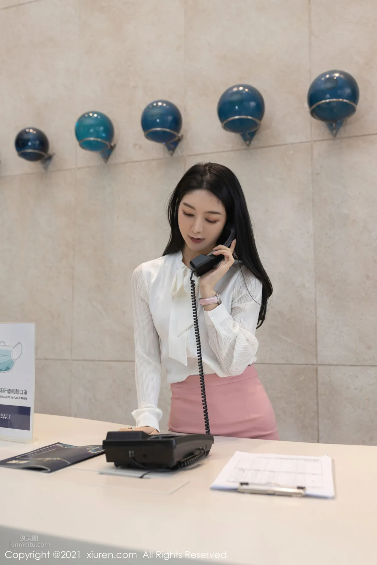 Forward Miss Xiao Reba Pink Delicate Professional Attire photo 5
