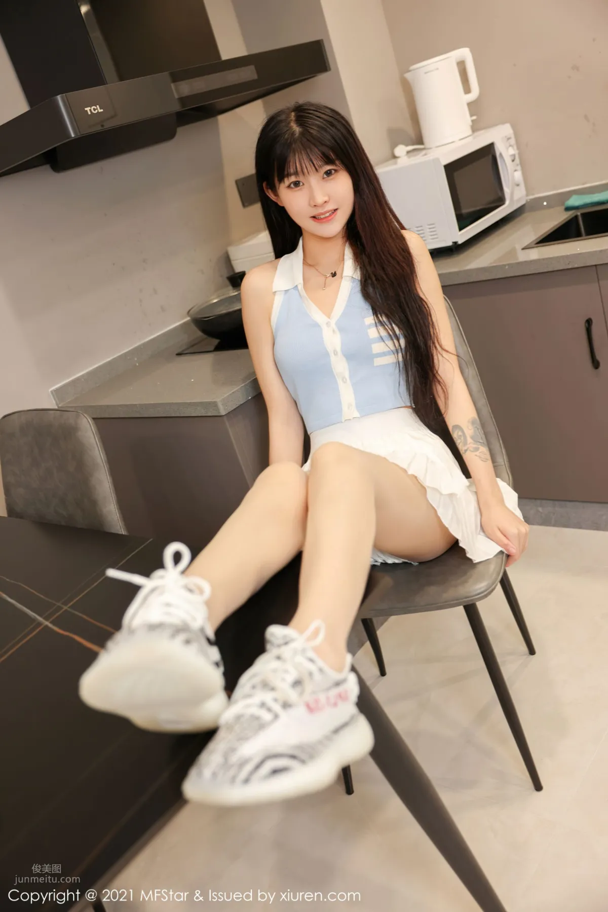 77qiqi: MFStar photo 13
