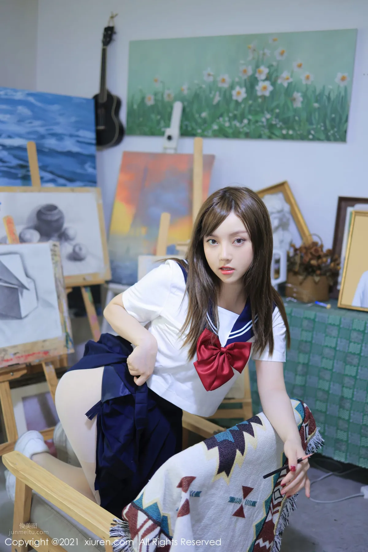 丰满学妹豆瓣酱 真实的画室场景_2