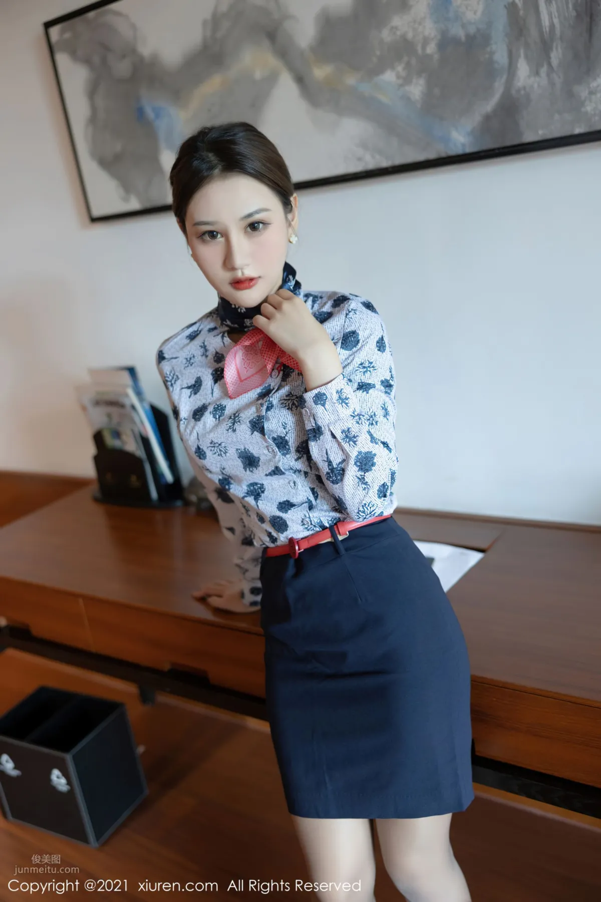 Graceful Model Zhang Xinxin, Elegant and Varied Flight Attendant Uniform photo 7