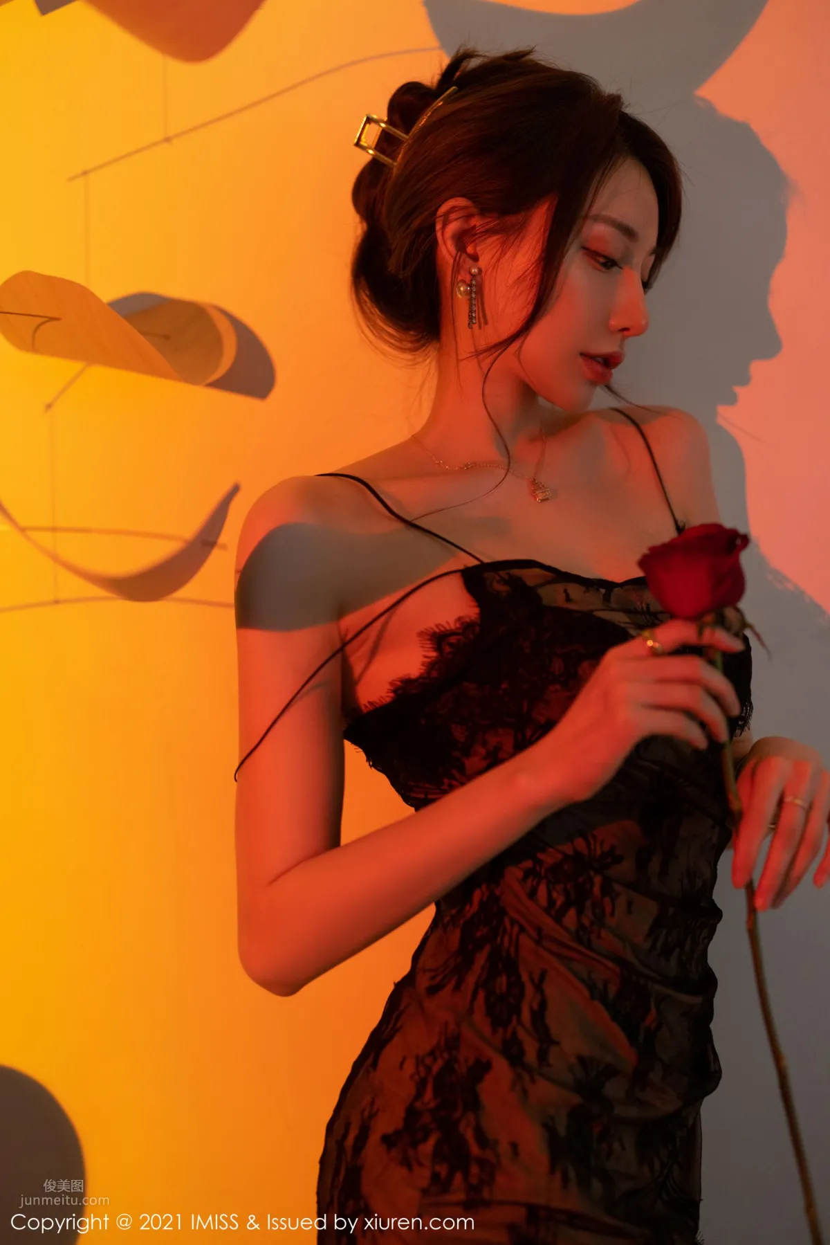 Liu Yining: IMISS photo 9