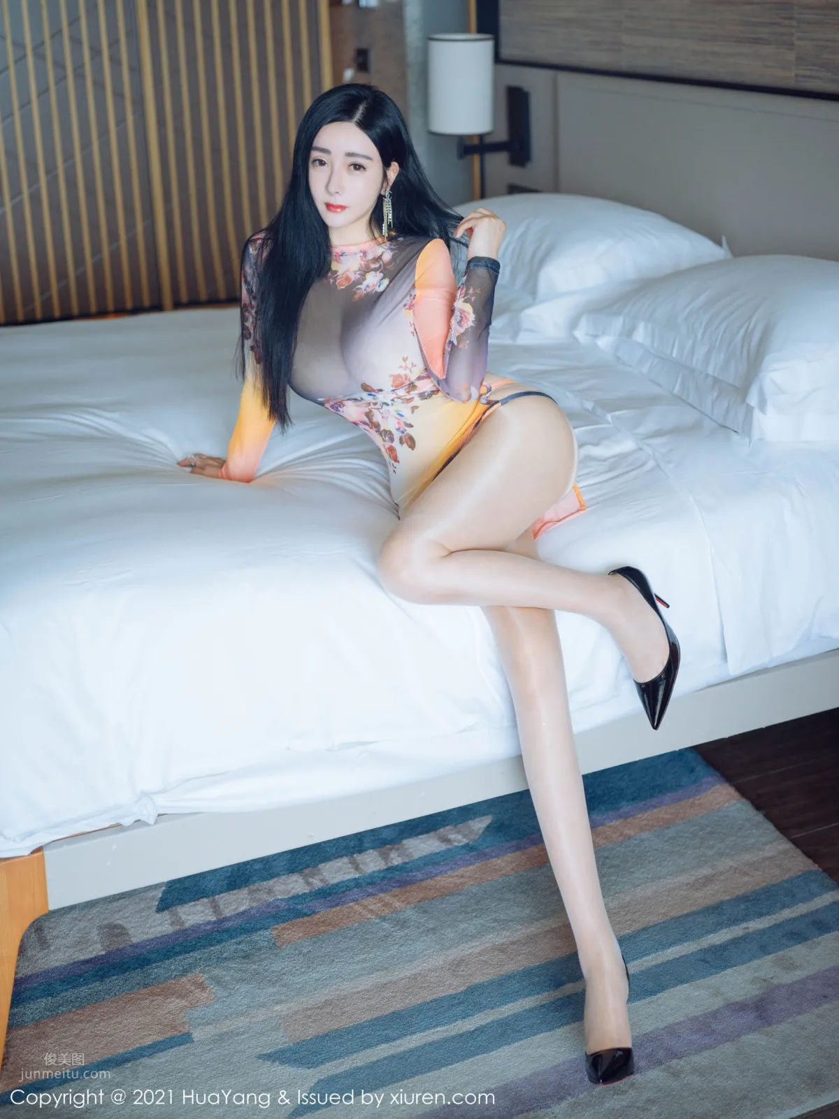 允薾桂林旅拍 绚丽轻透服饰_0