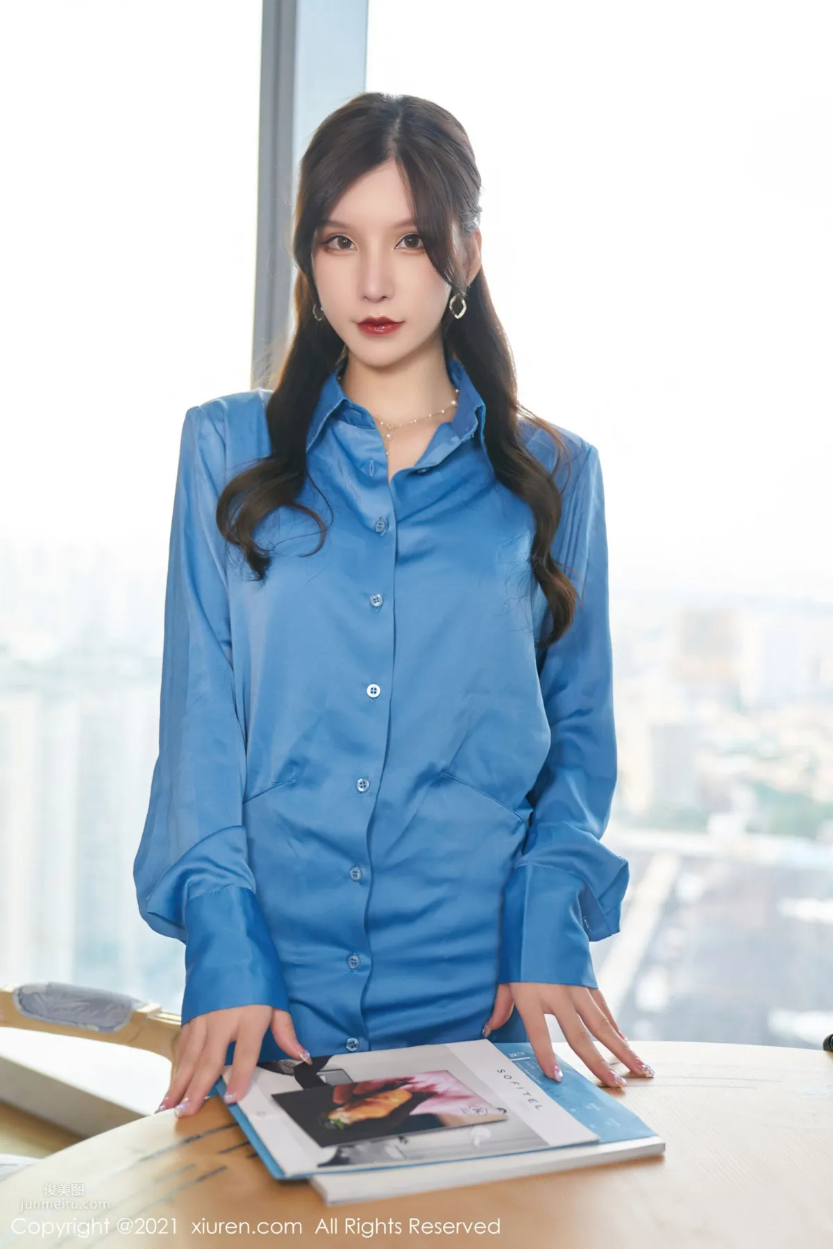 Zhou Yuxi Dali Travel Shoot, Gorgeous Satin Blue Top photo 8