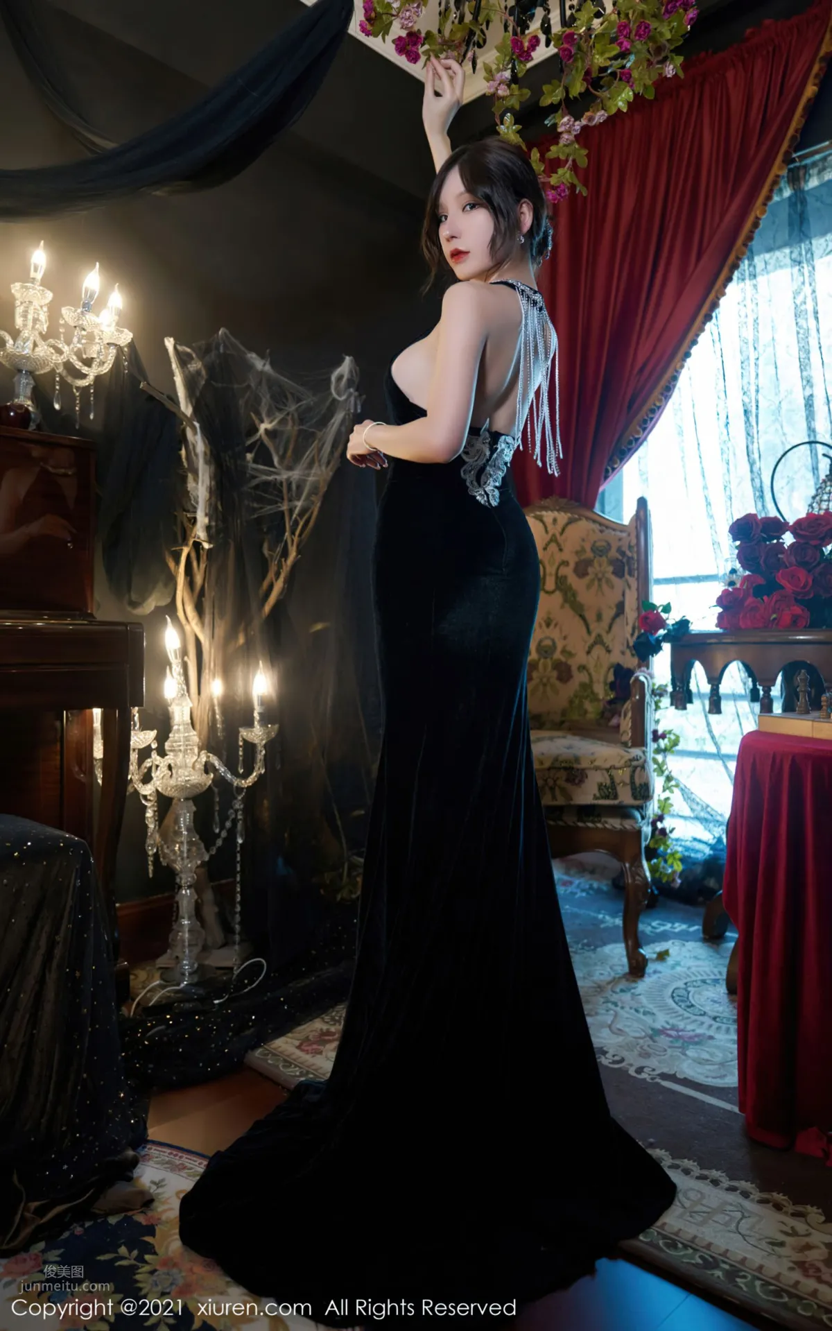 Zhou Yuxi Dali Travel Shoot, Gorgeous and Elegant Black Stockings and Halter Dress photo 83