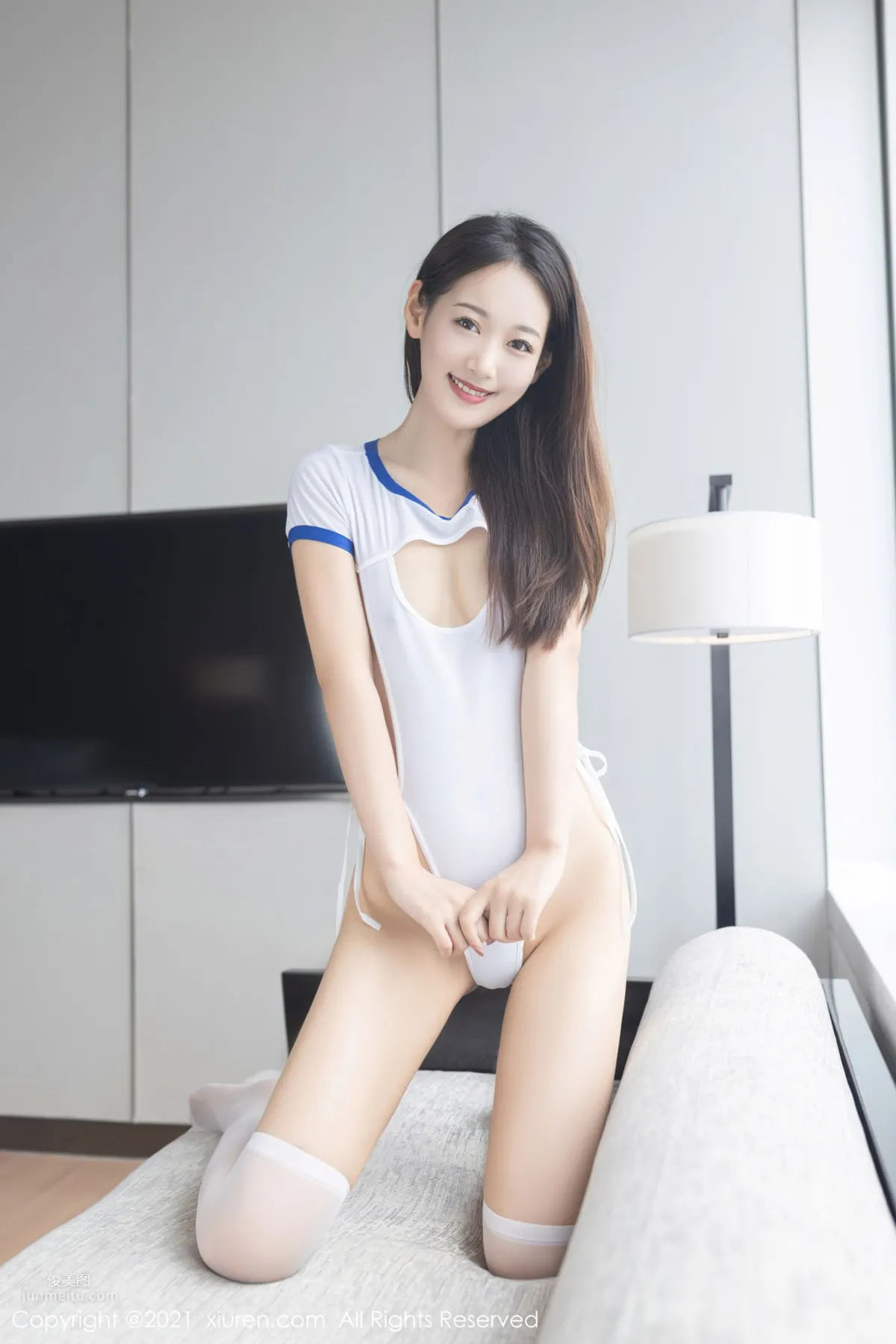 Smiling Goddess Tang Anqi, Bright School Swimsuit Style photo 16