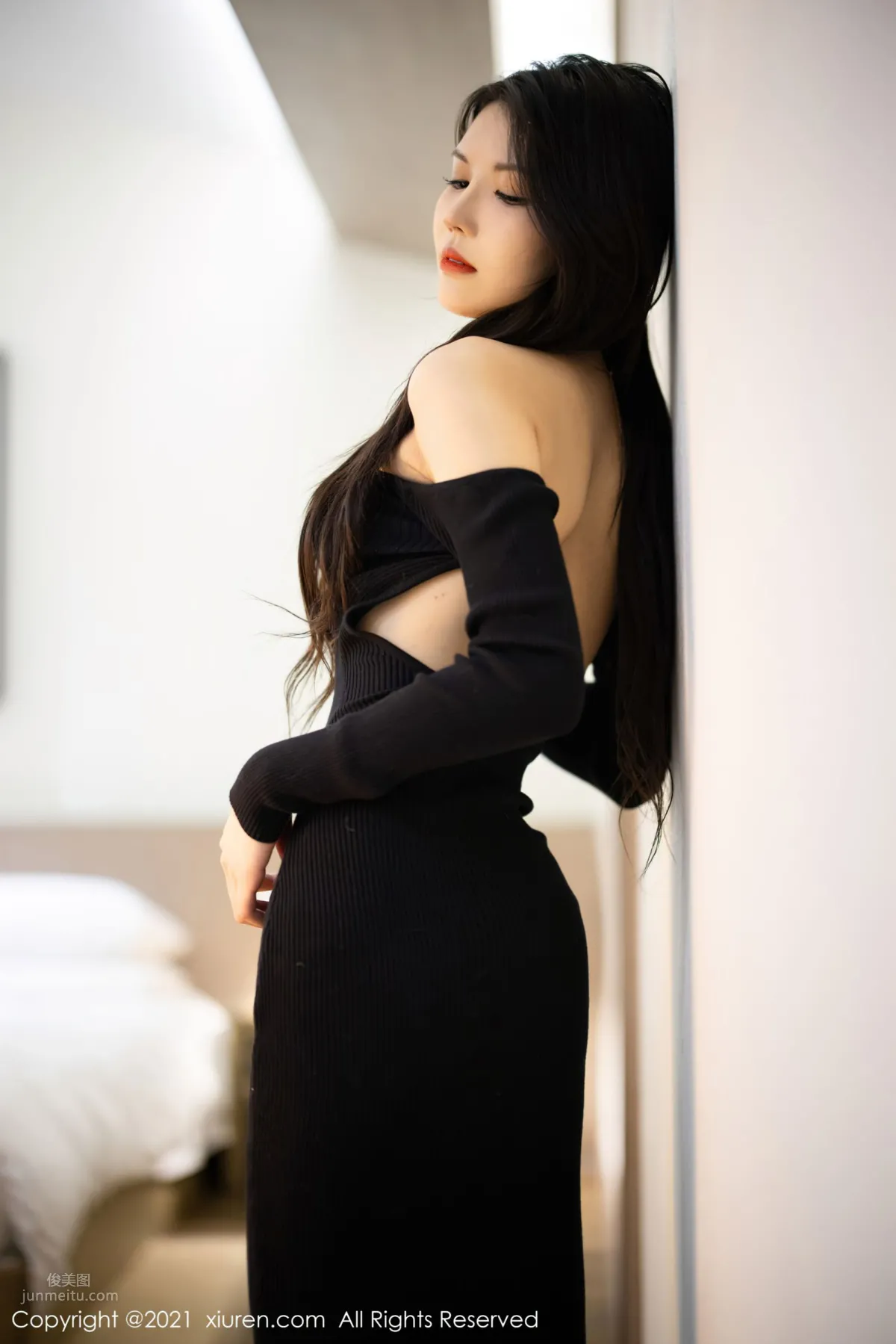 New Model Yuan Yuanjiang, Sexy and Elegant Formal Dress photo 2